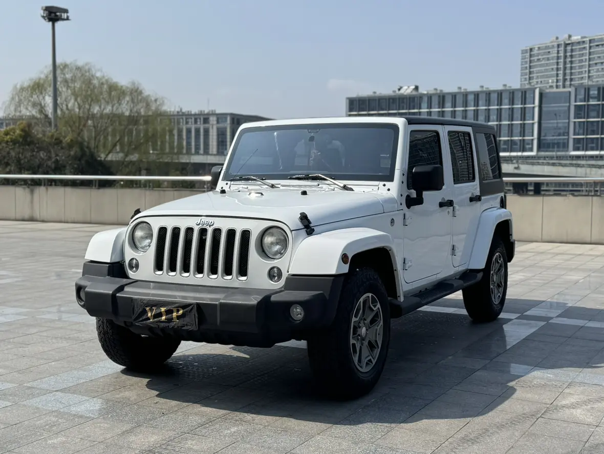 Jeep Wrangler  из Китая