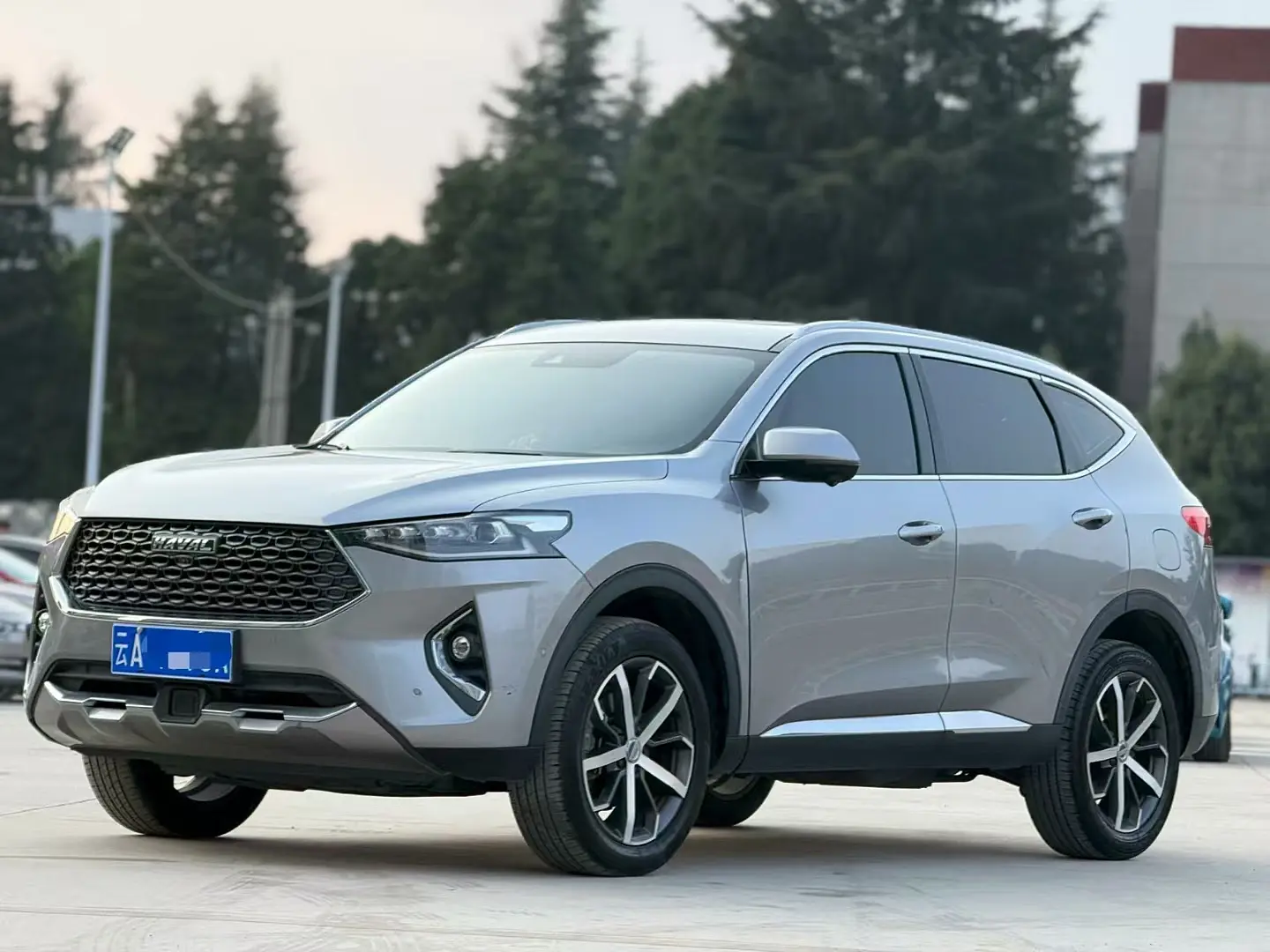 Haval F7