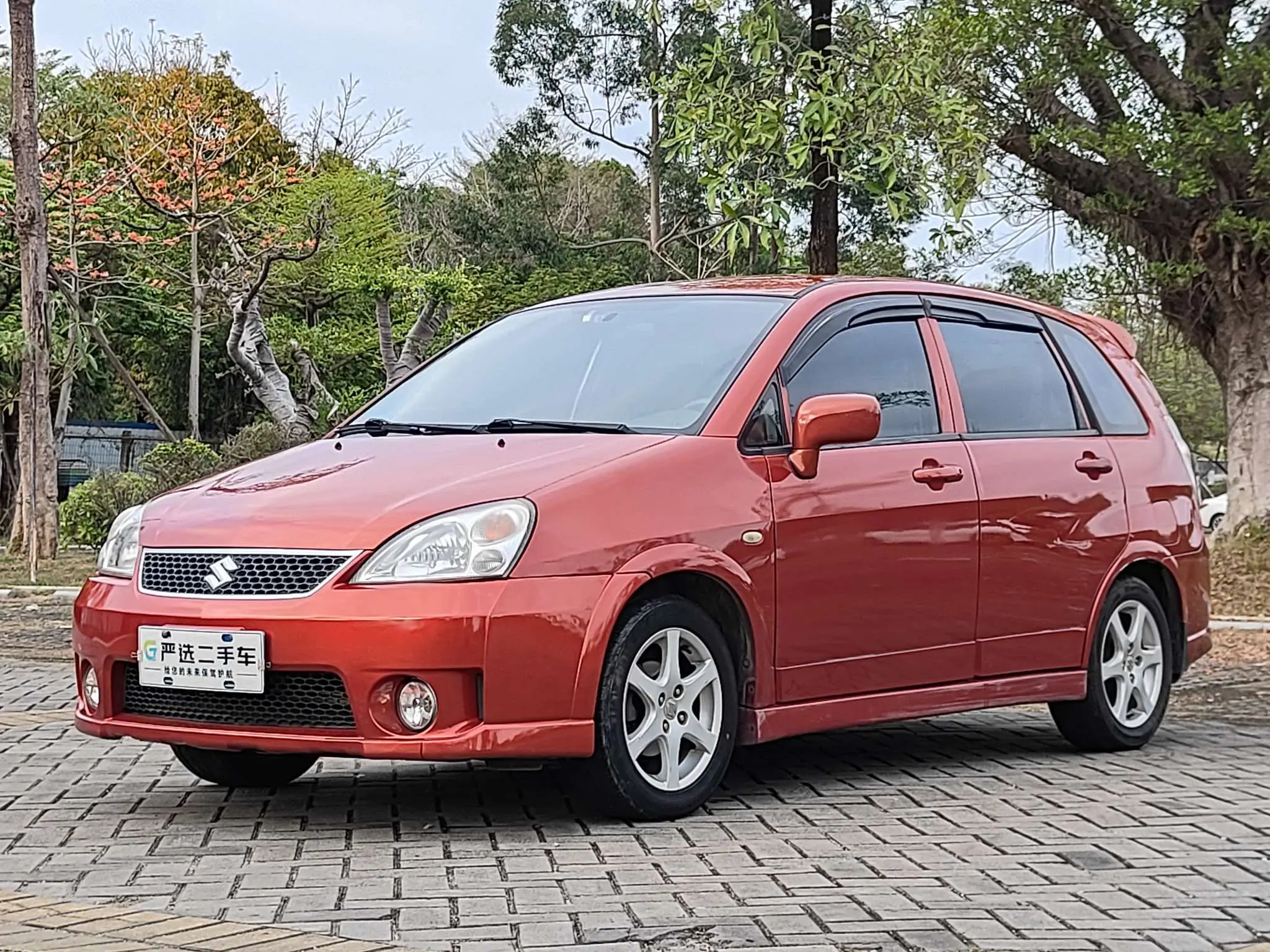 Suzuki Liana