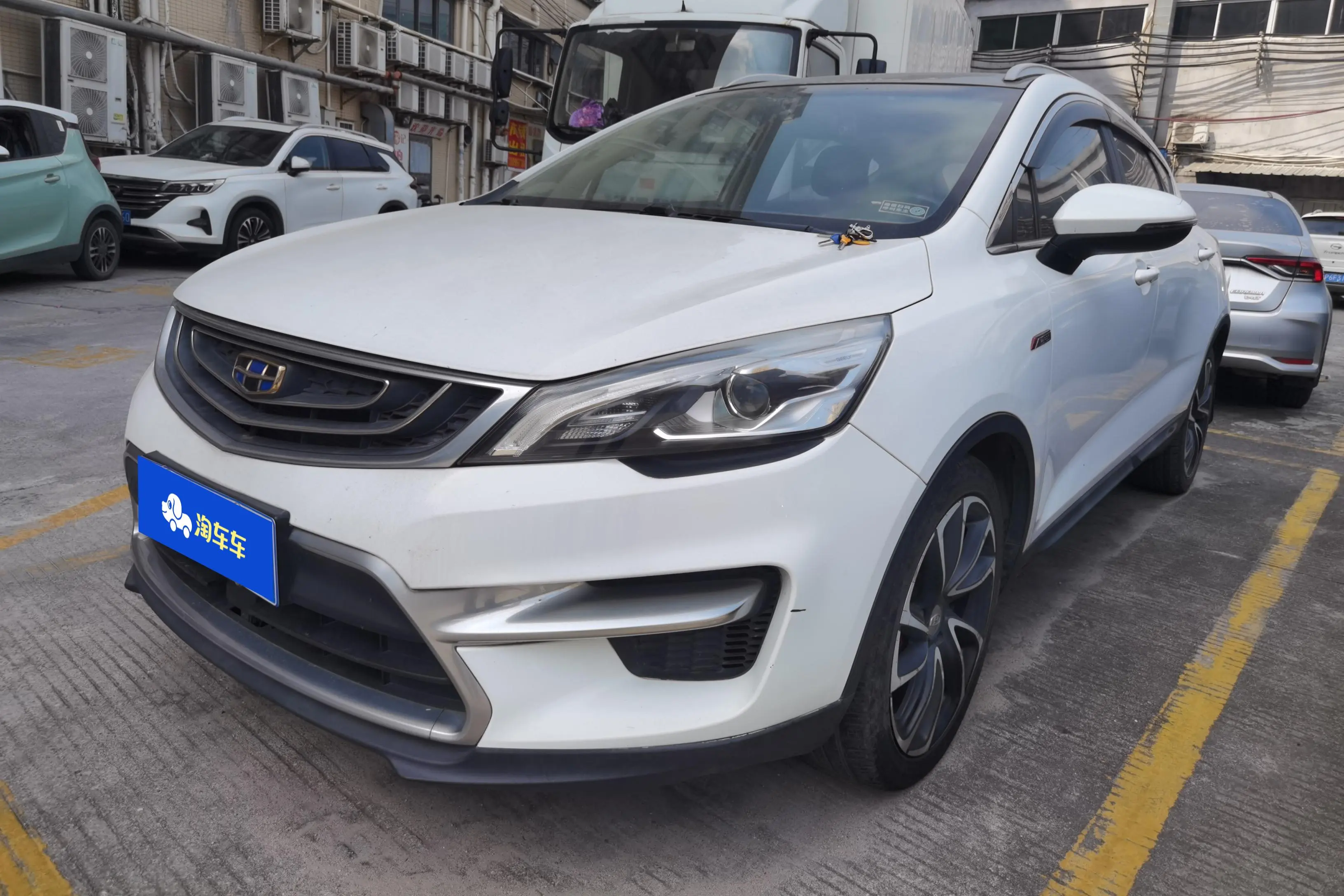 Geely Emgrand GS  из Китая