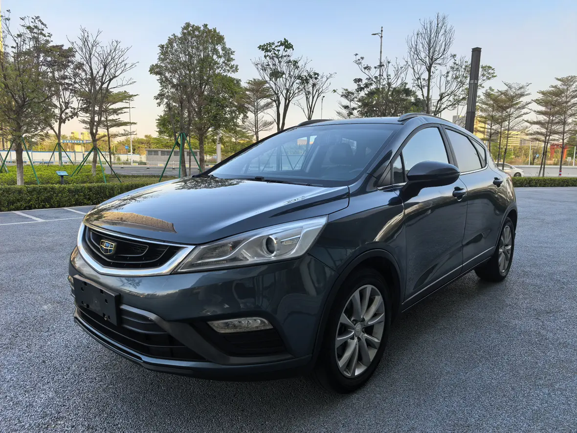 Geely Emgrand GS  из Китая
