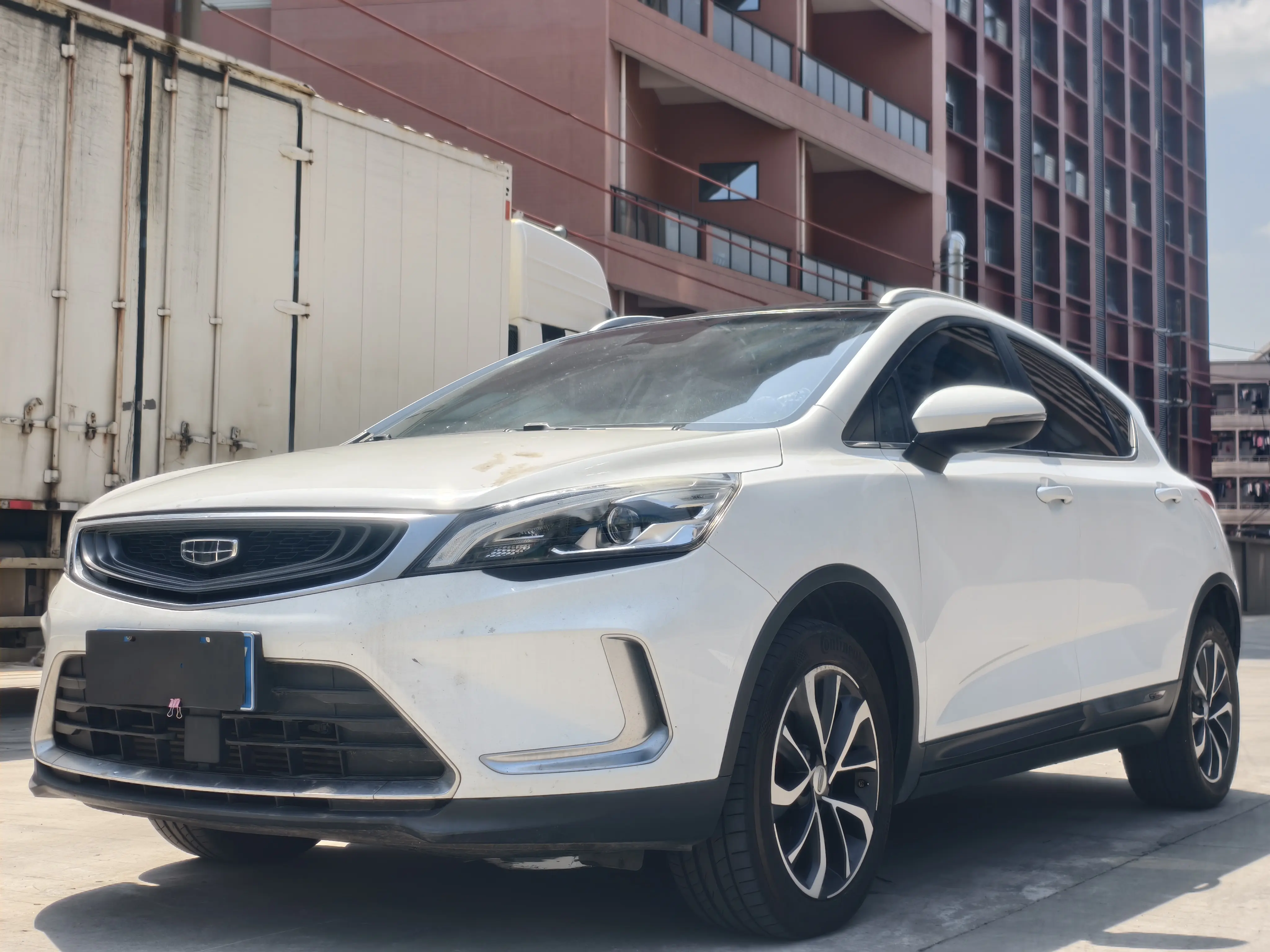 Geely Emgrand GS