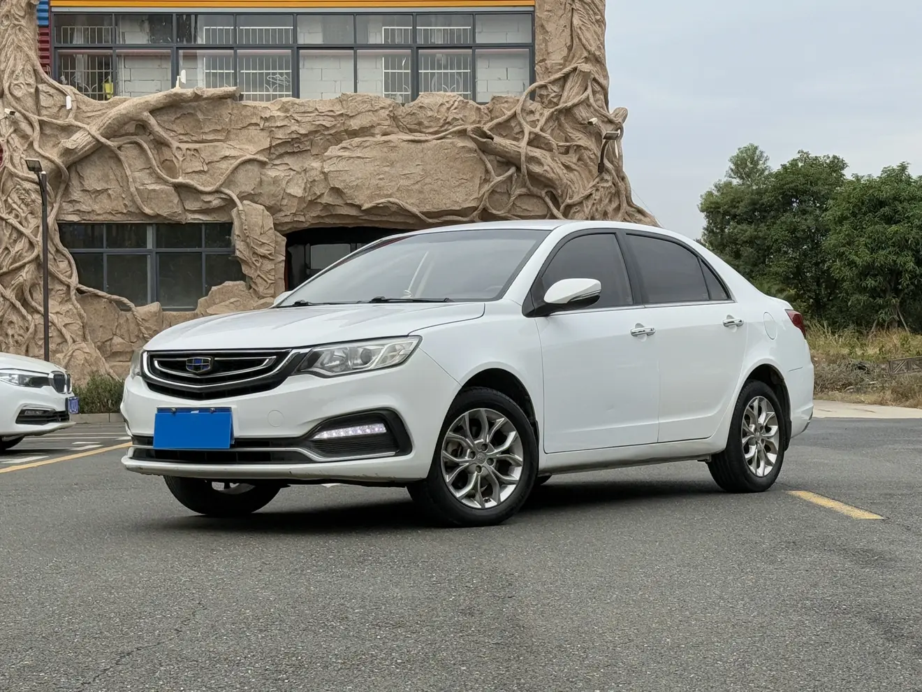 Geely Vision