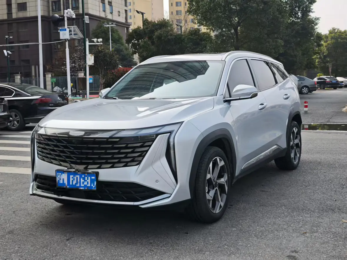 Geely Atlas L