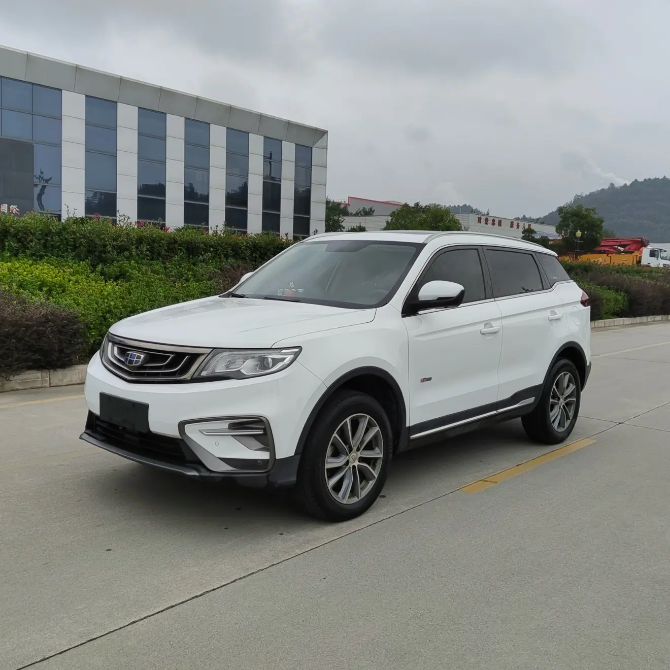 Geely Atlas