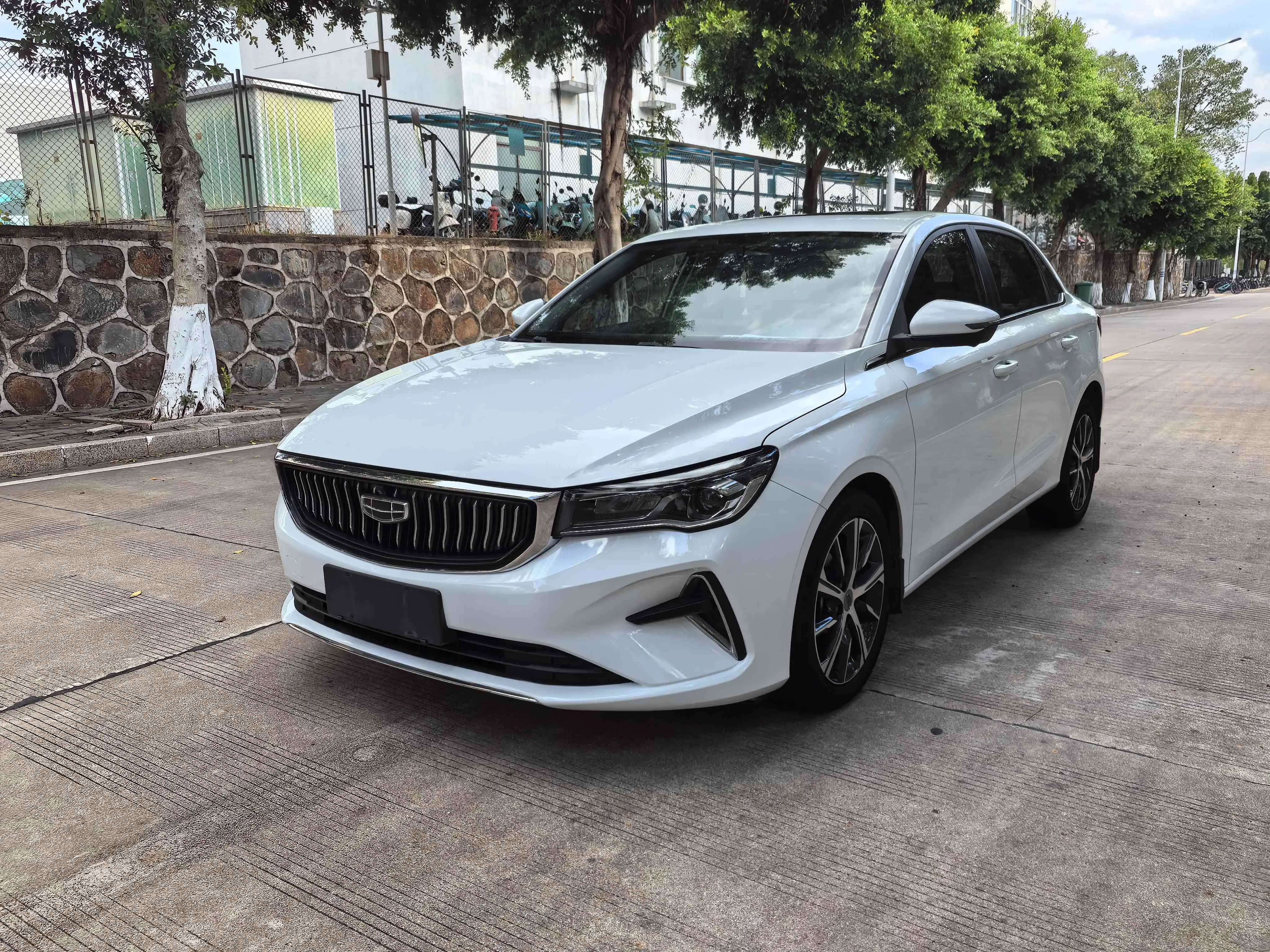 Geely Emgrand
