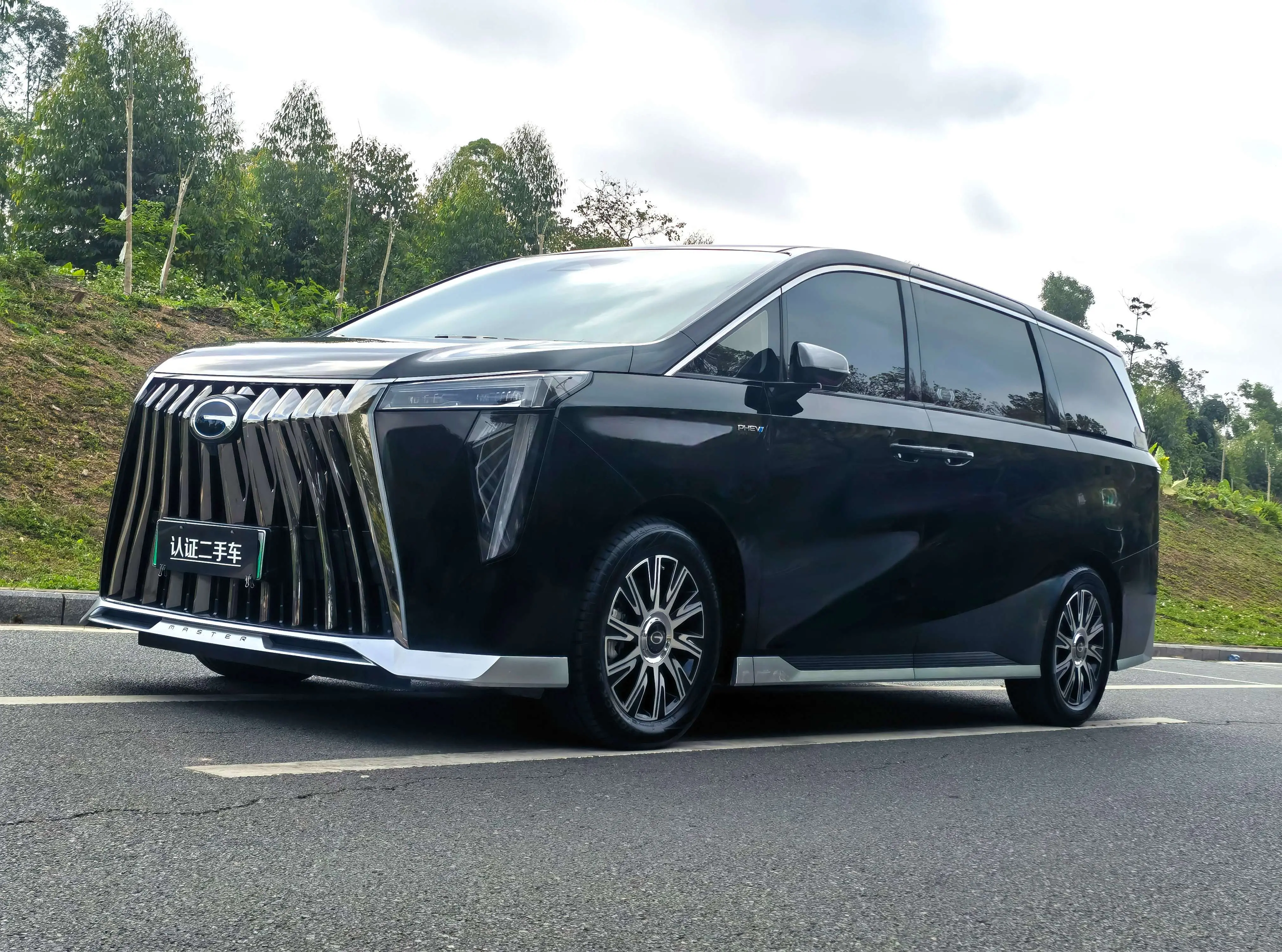GAC Trumpchi E9 PHEV