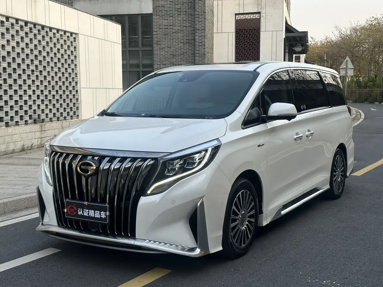 GAC Trumpchi M8