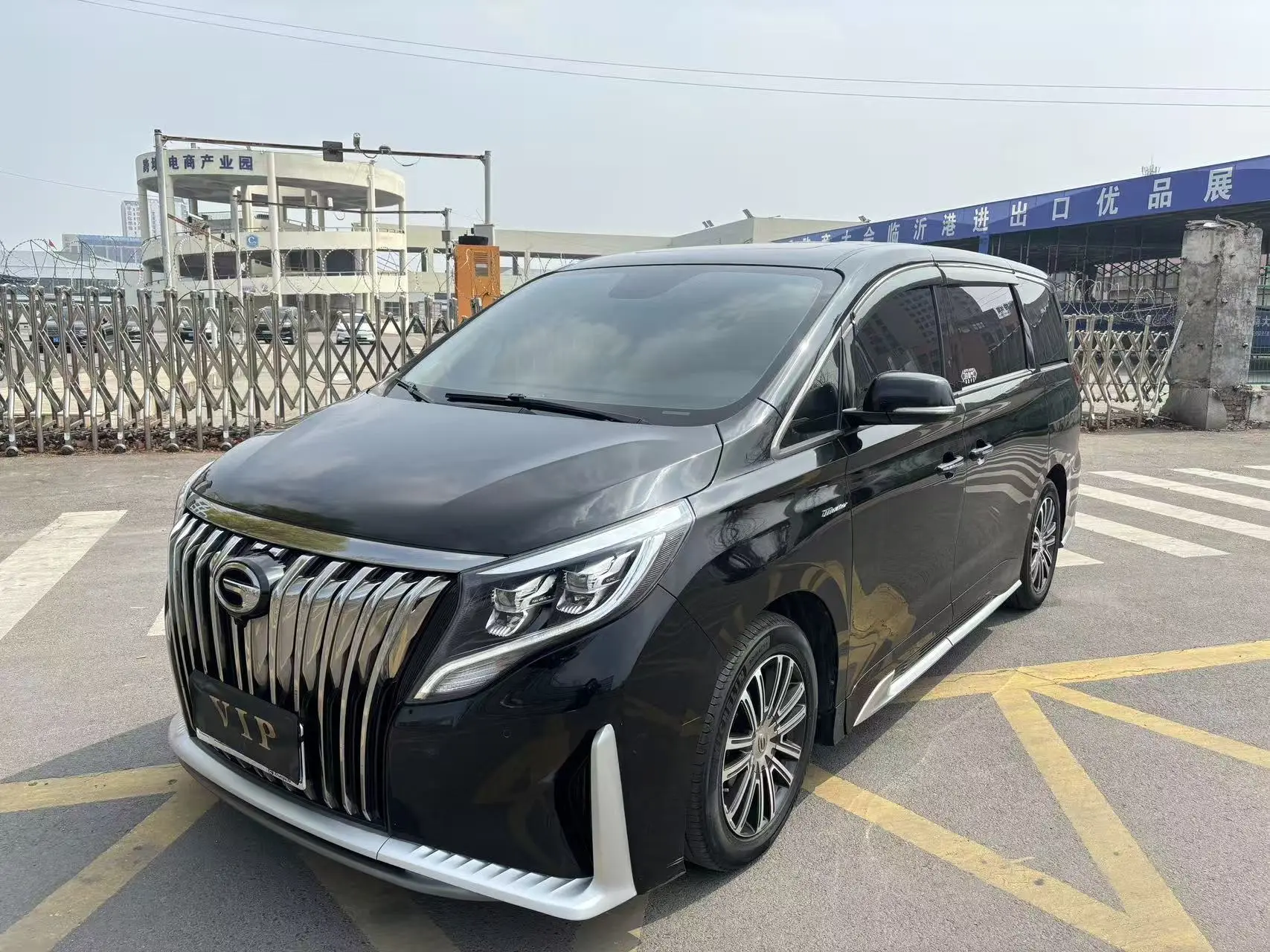 GAC Trumpchi M8