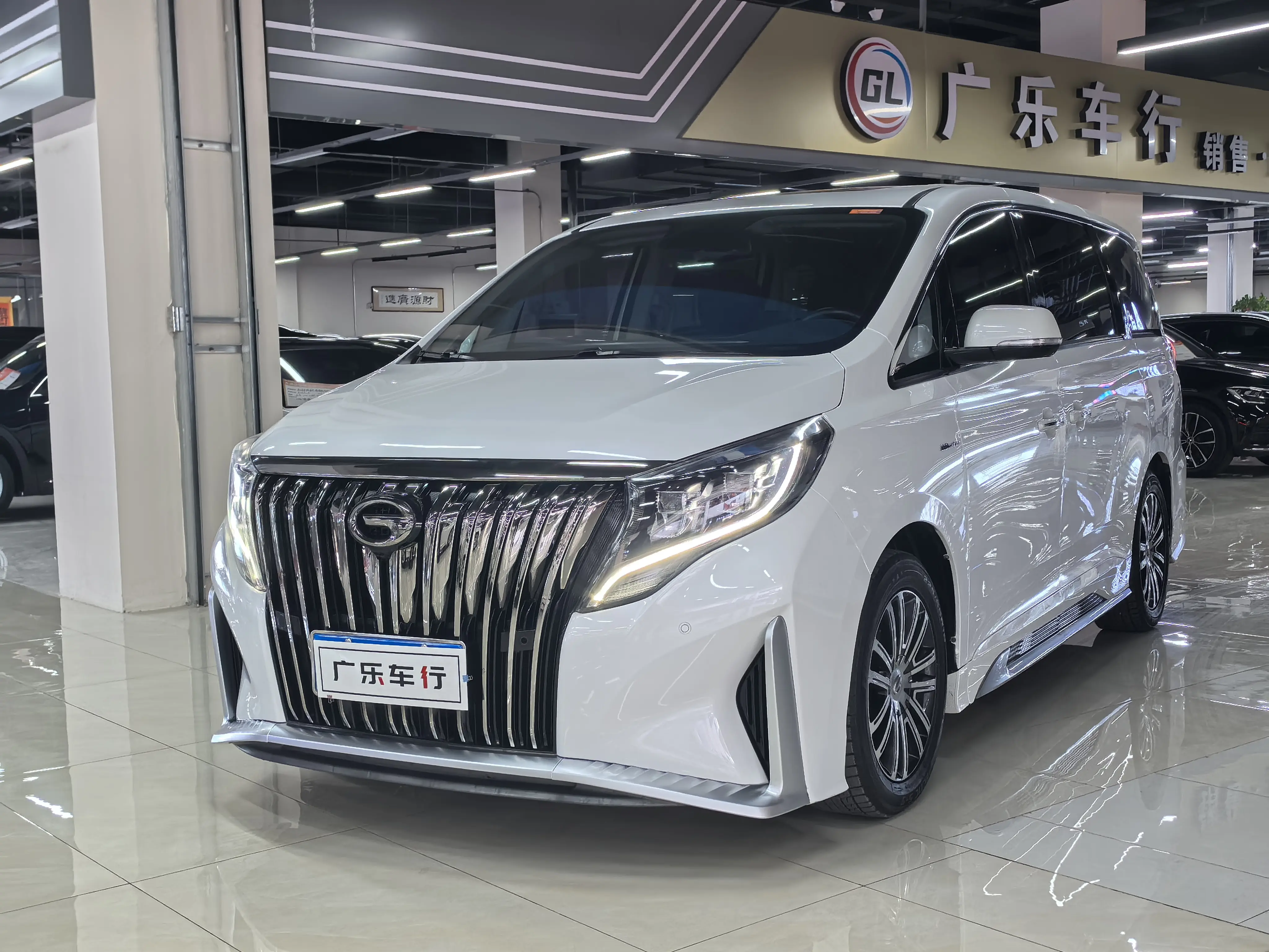 GAC Trumpchi M8