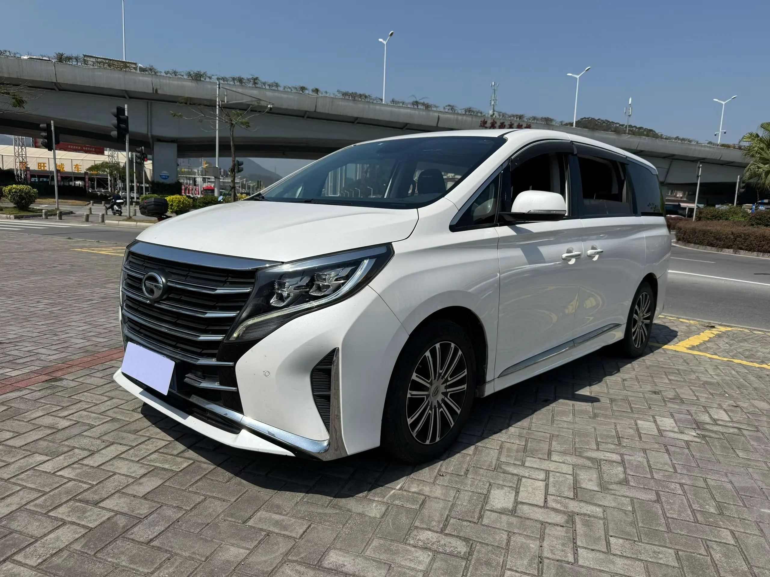 GAC Trumpchi M8