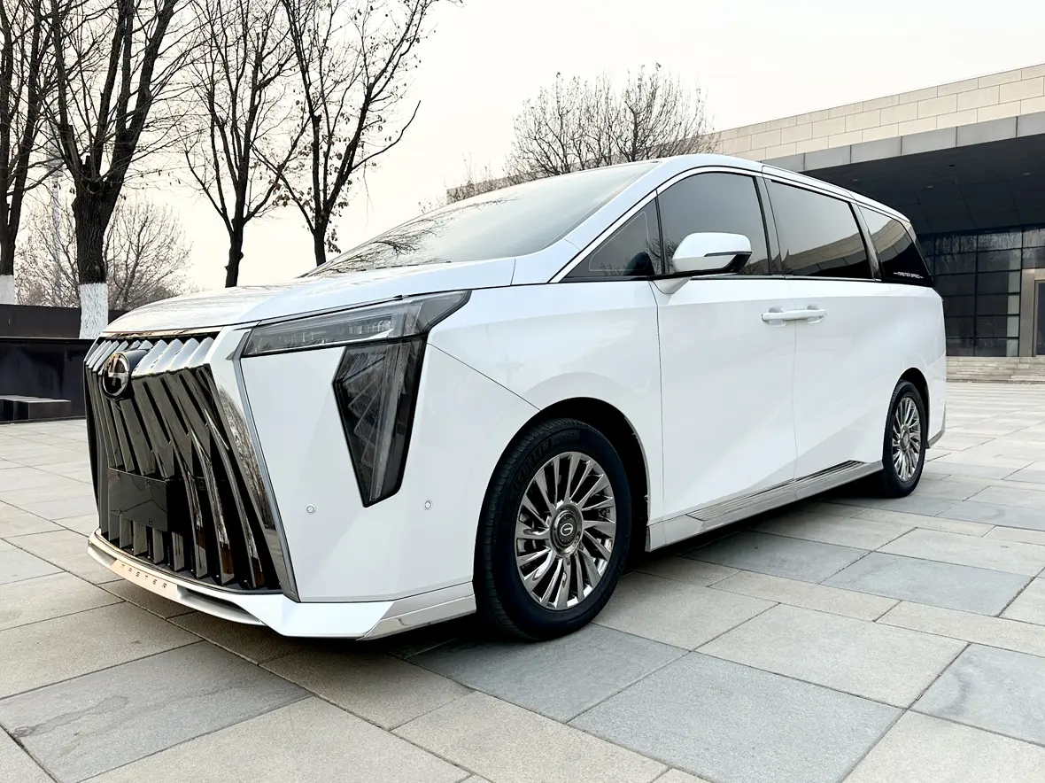 GAC Trumpchi M8