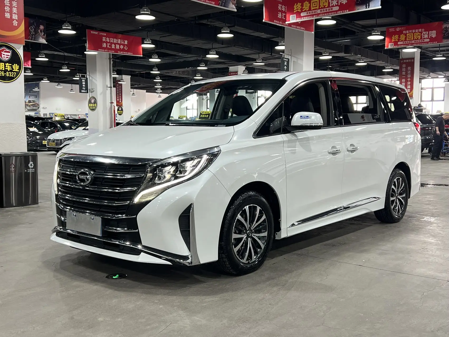 GAC Trumpchi M8