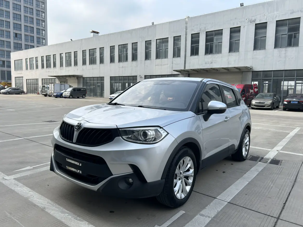 Brilliance China V3