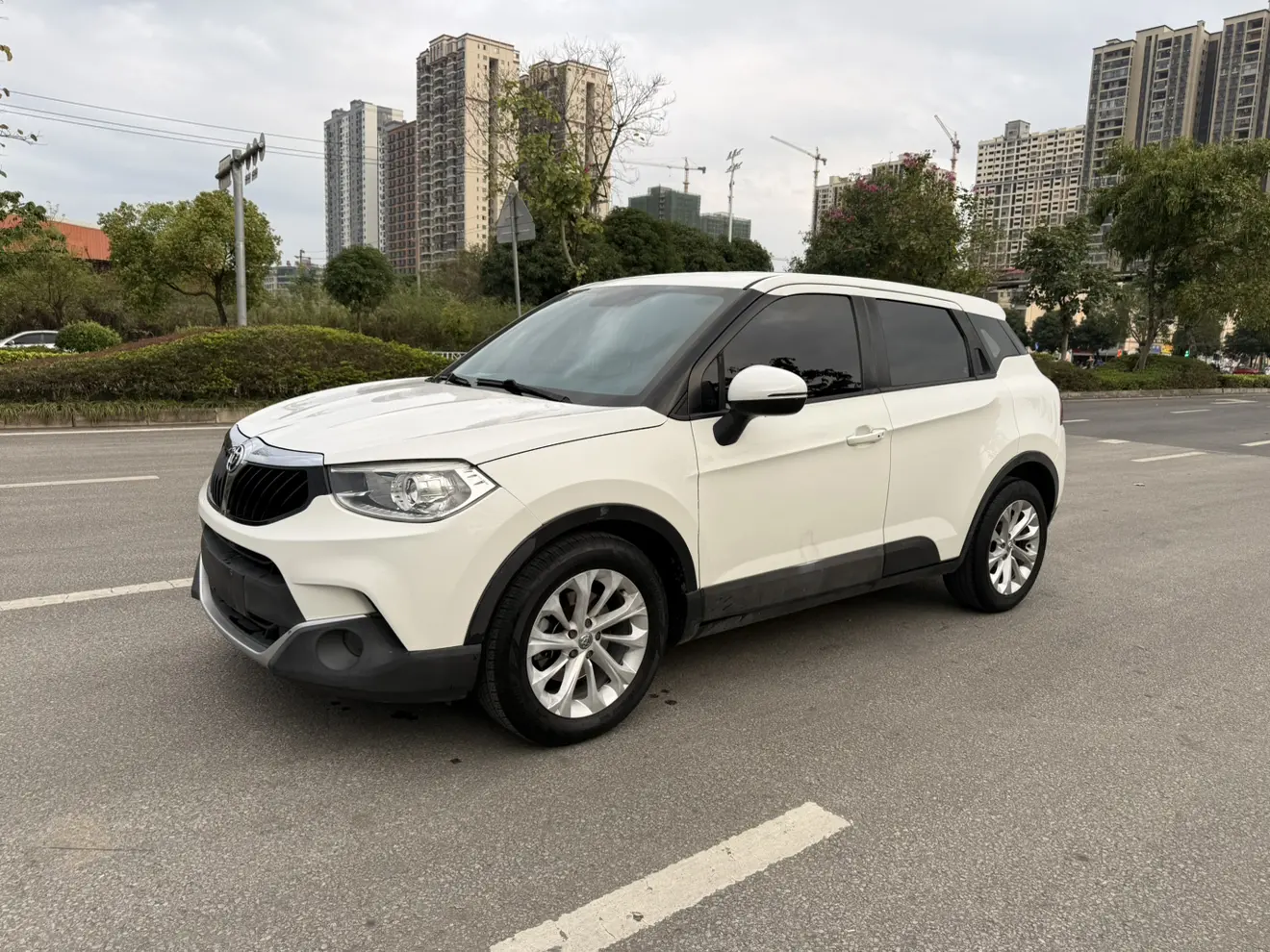 Brilliance China V3