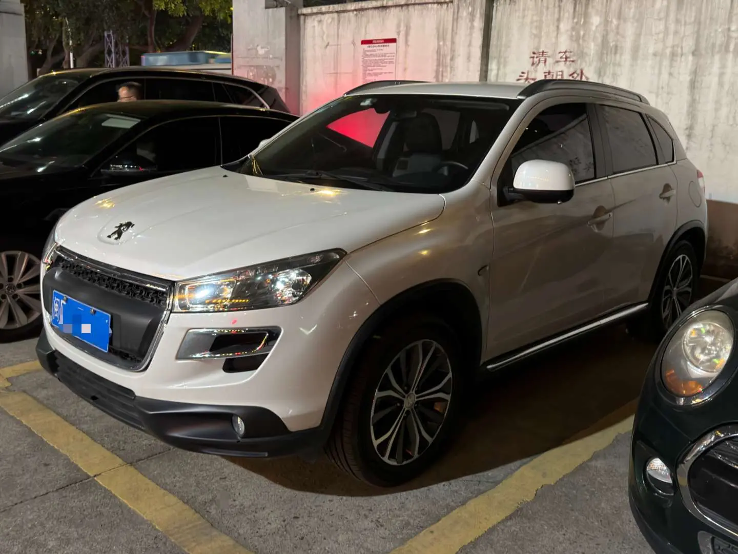 Peugeot 4008  из Китая