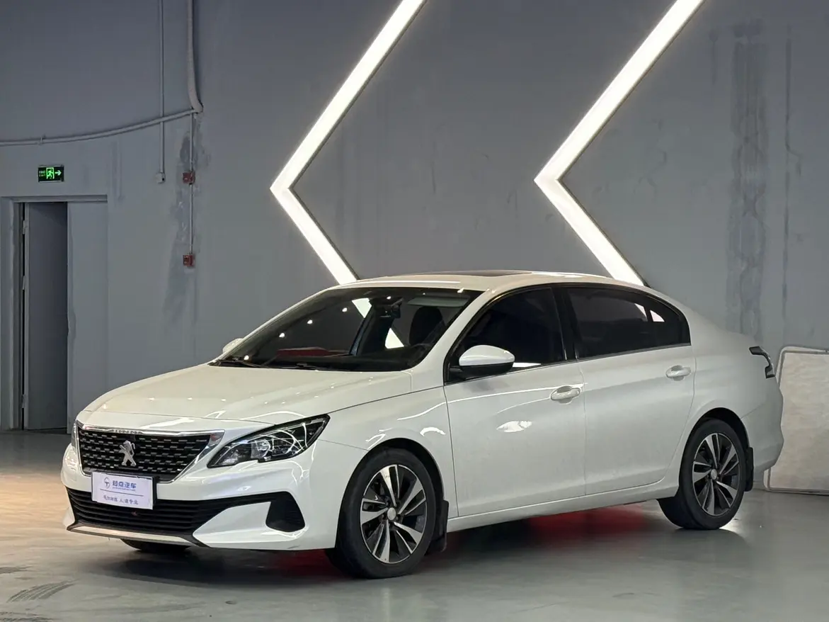 Peugeot 408