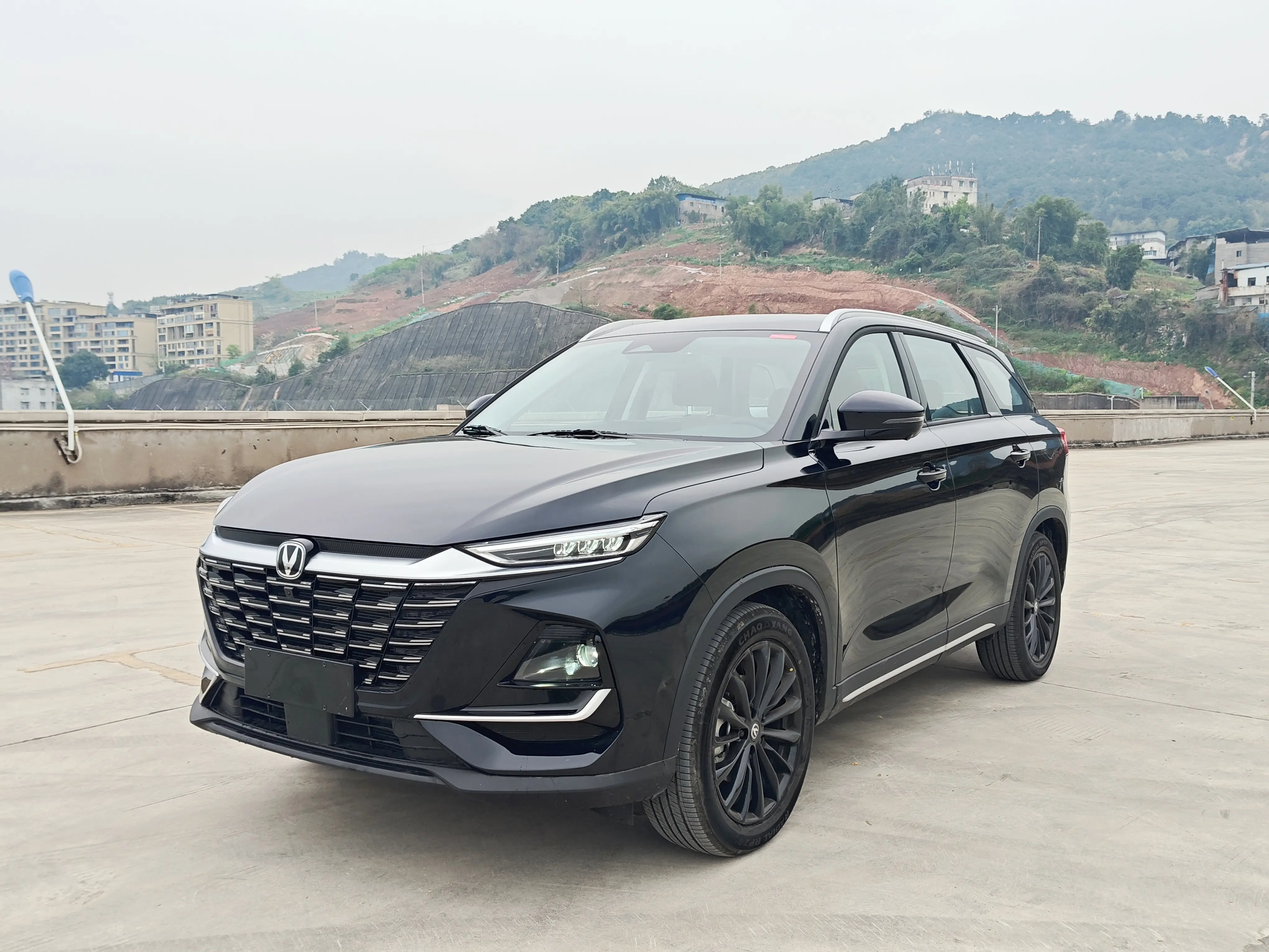 Changan CS75