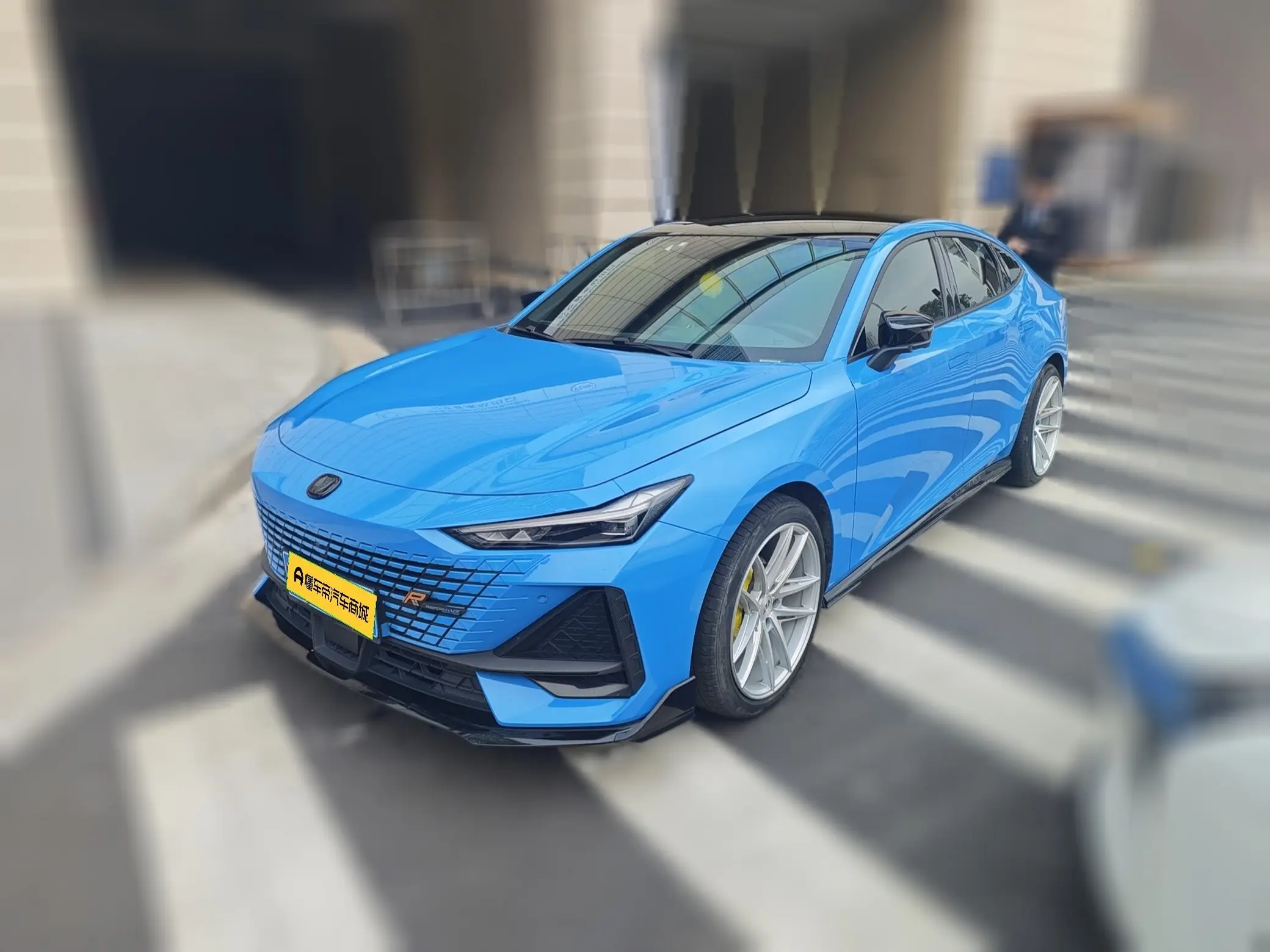 Changan UNI-V  из Китая