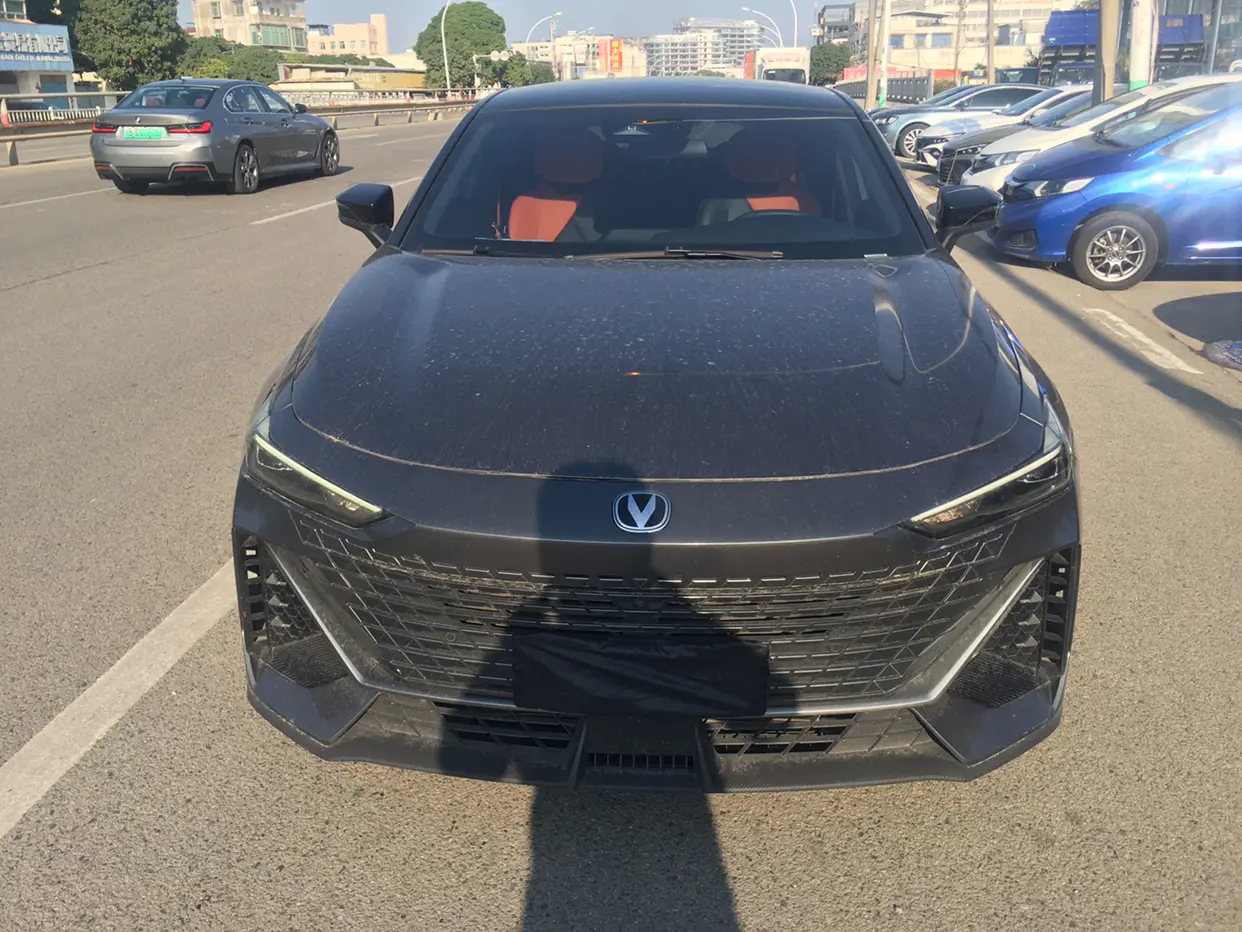 Changan UNI-V  из Китая