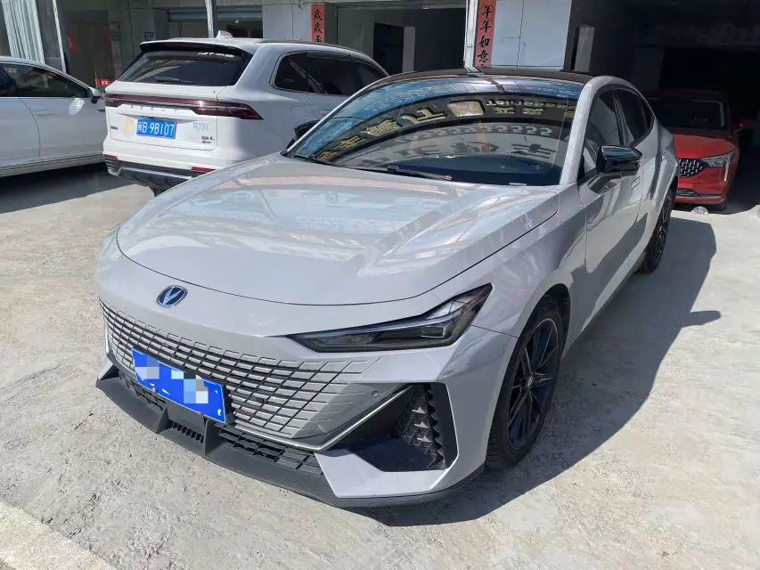 Changan UNI-V  из Китая