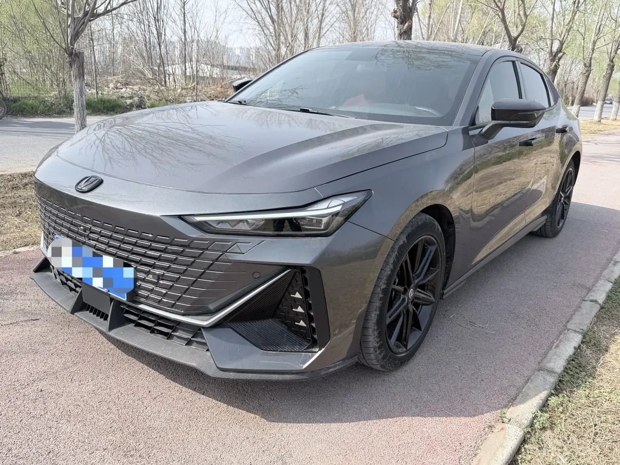 Changan UNI-V  из Китая