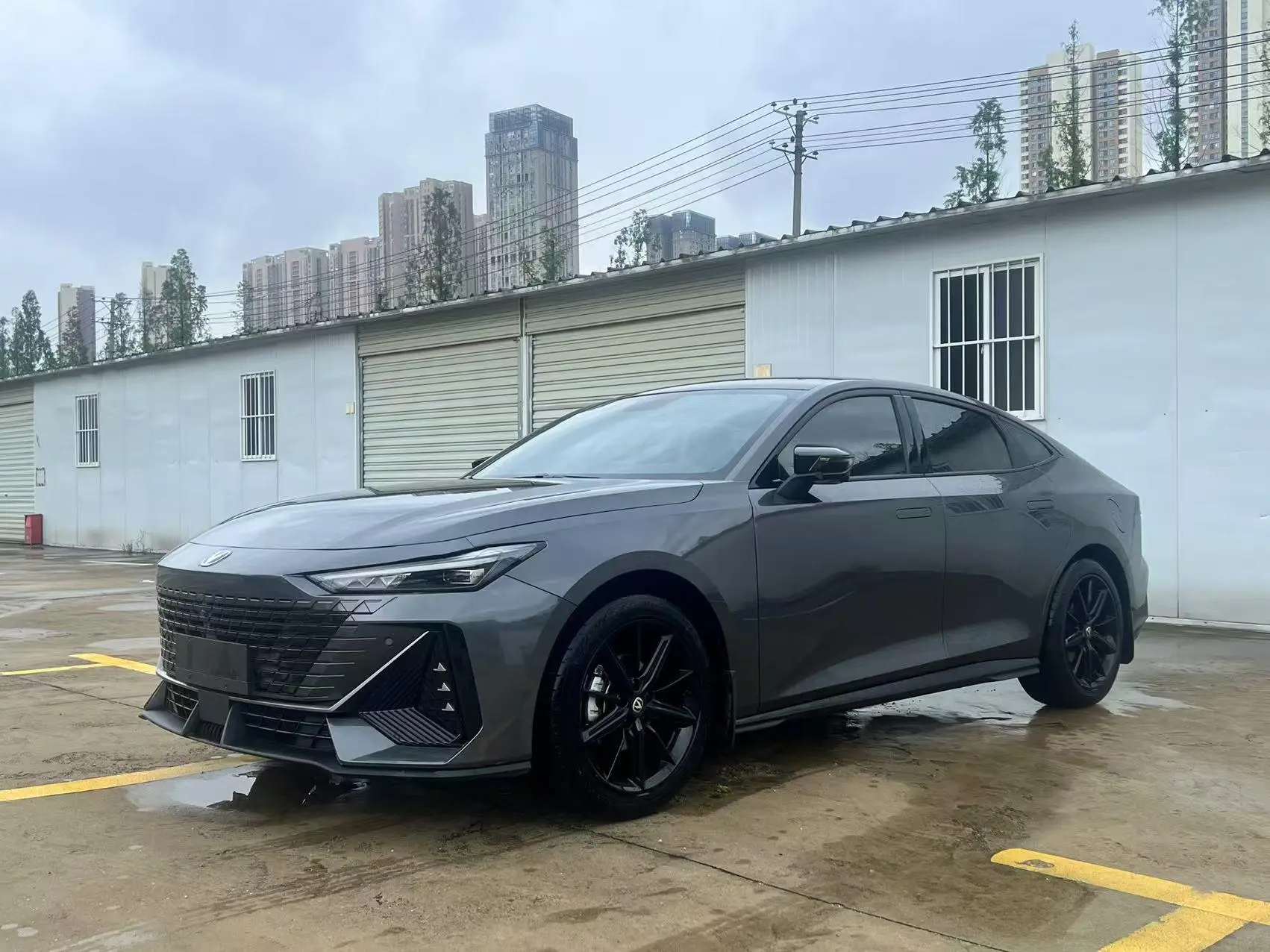 Changan UNI-V  из Китая