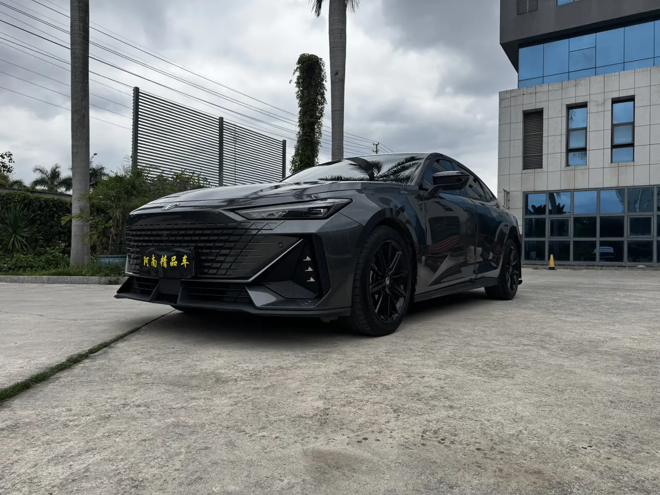 Changan UNI-V  из Китая