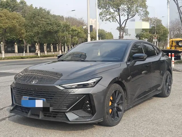 Changan UNI-V  из Китая