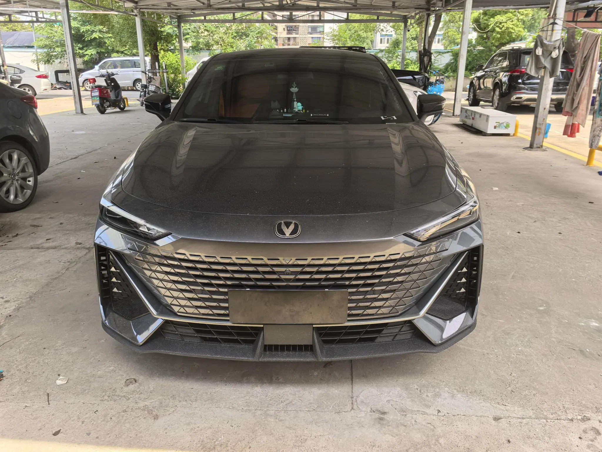 Changan UNI-V  из Китая