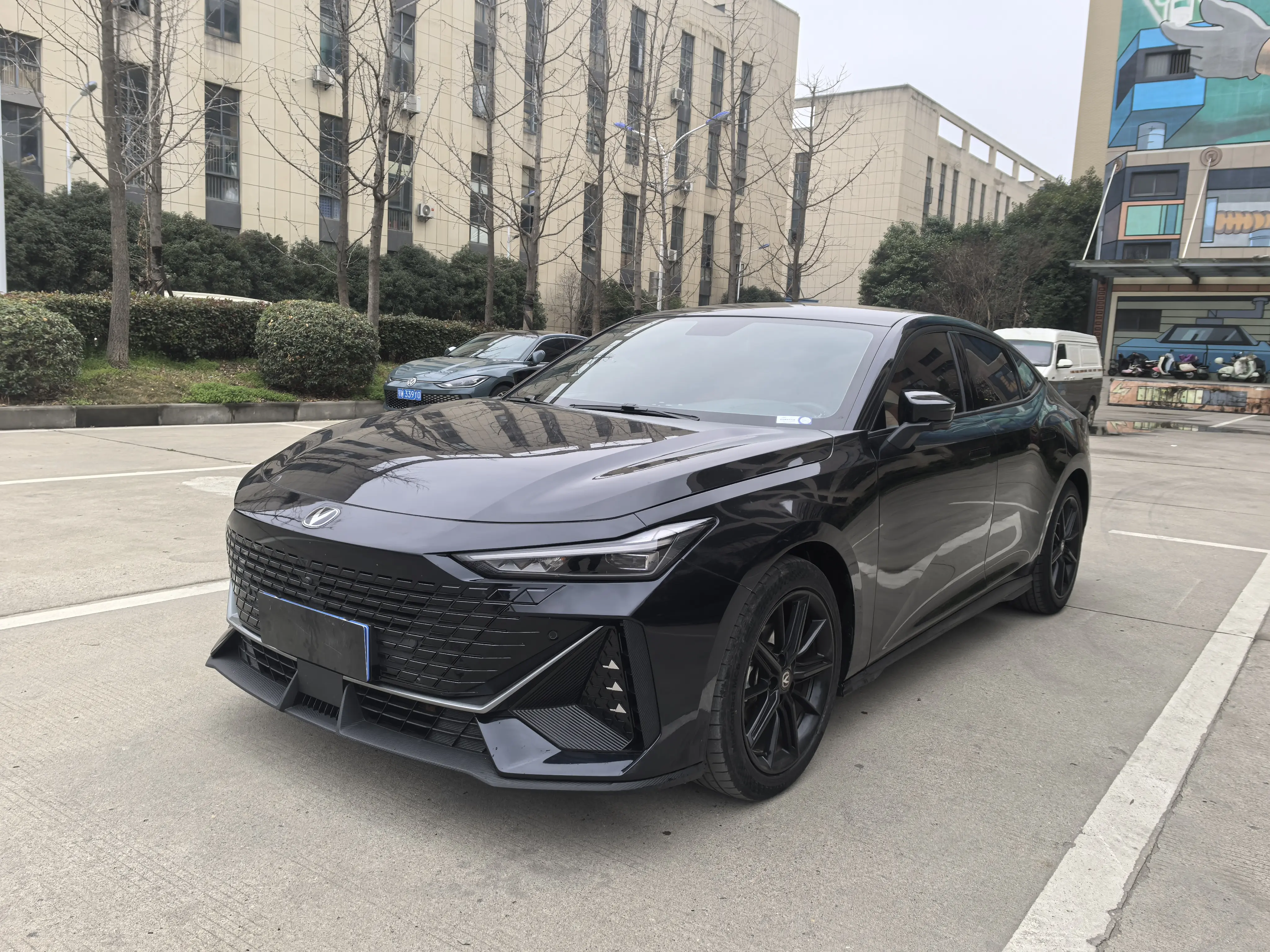 Changan UNI-V  из Китая