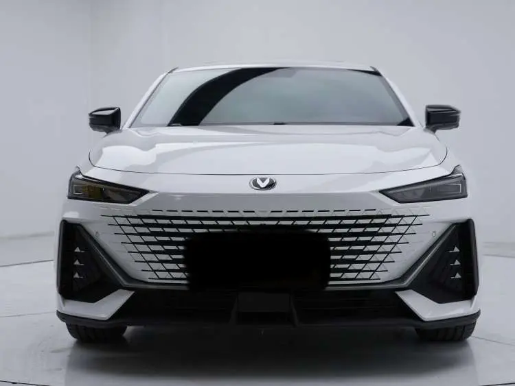 Changan UNI-V  из Китая