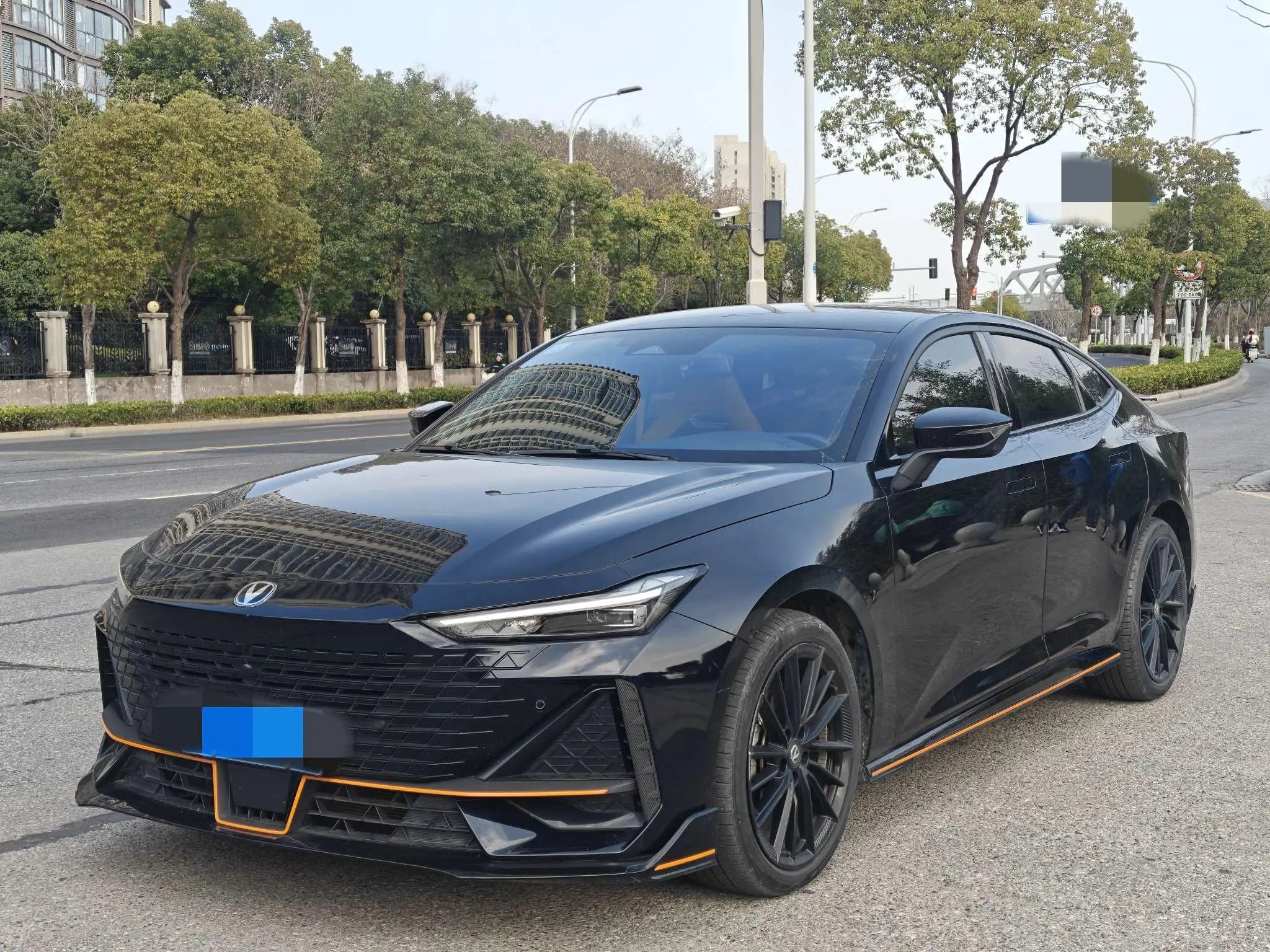 Changan UNI-V  из Китая