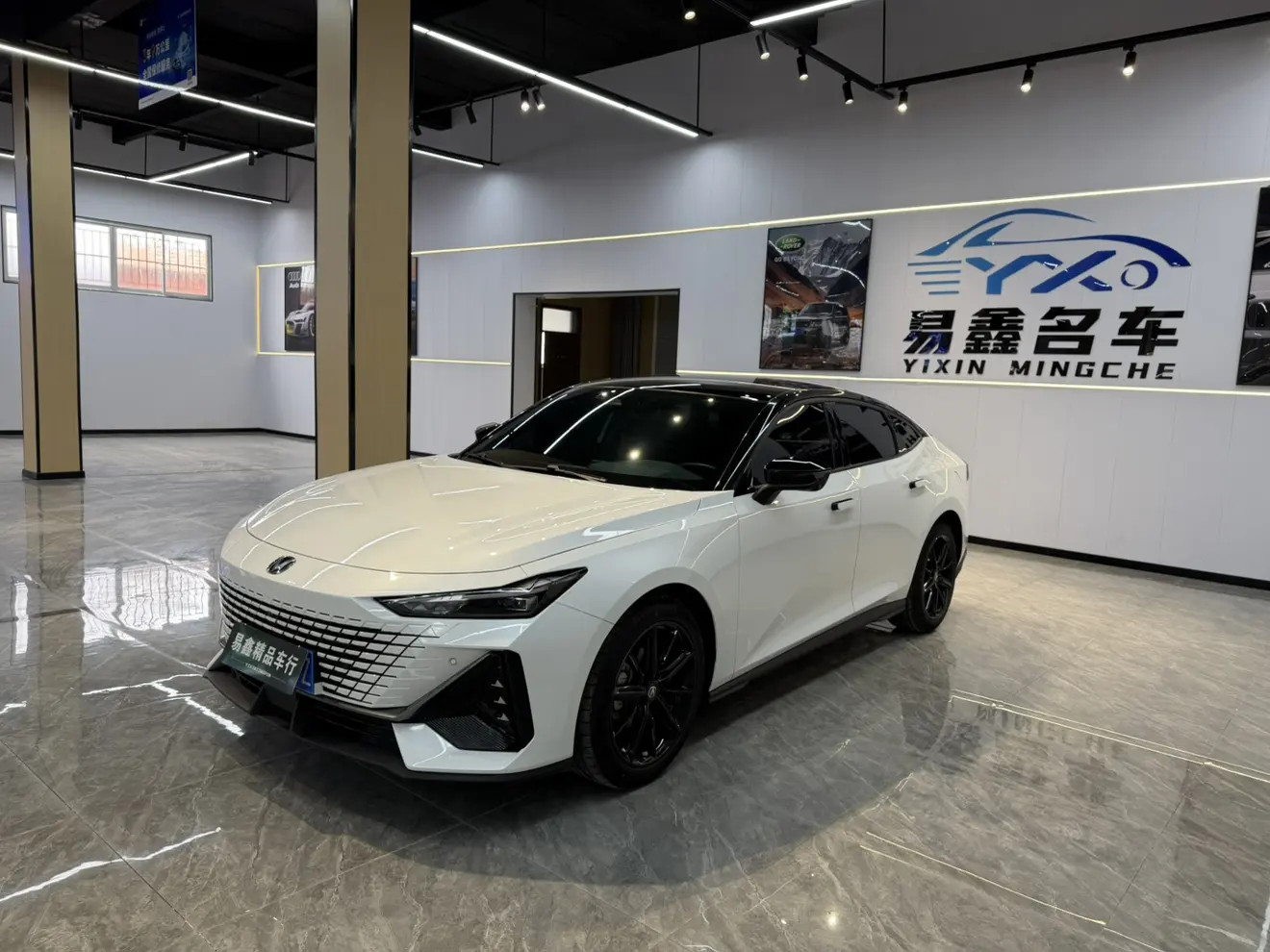 Changan UNI-V
