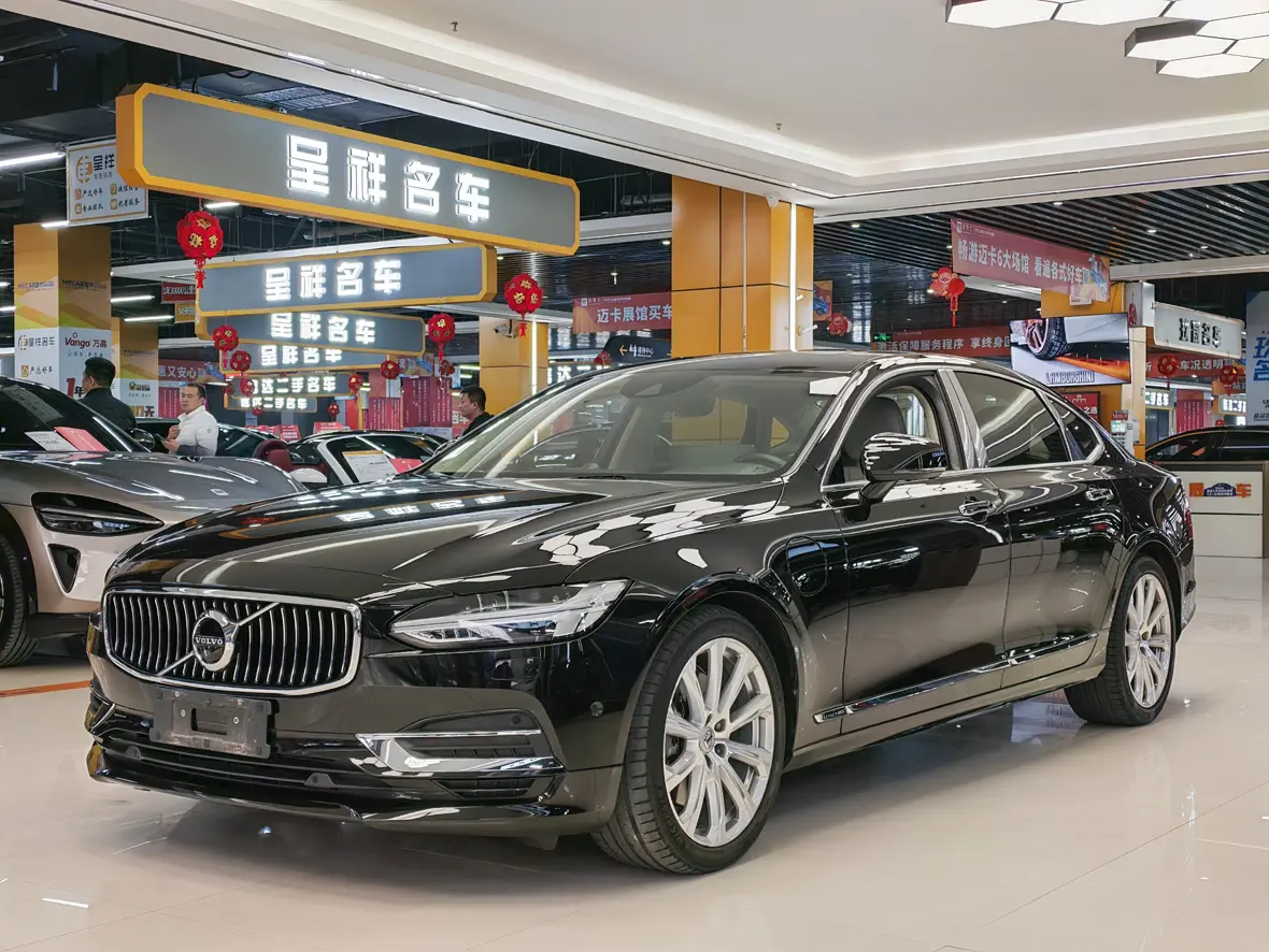 Volvo S90 PHEV