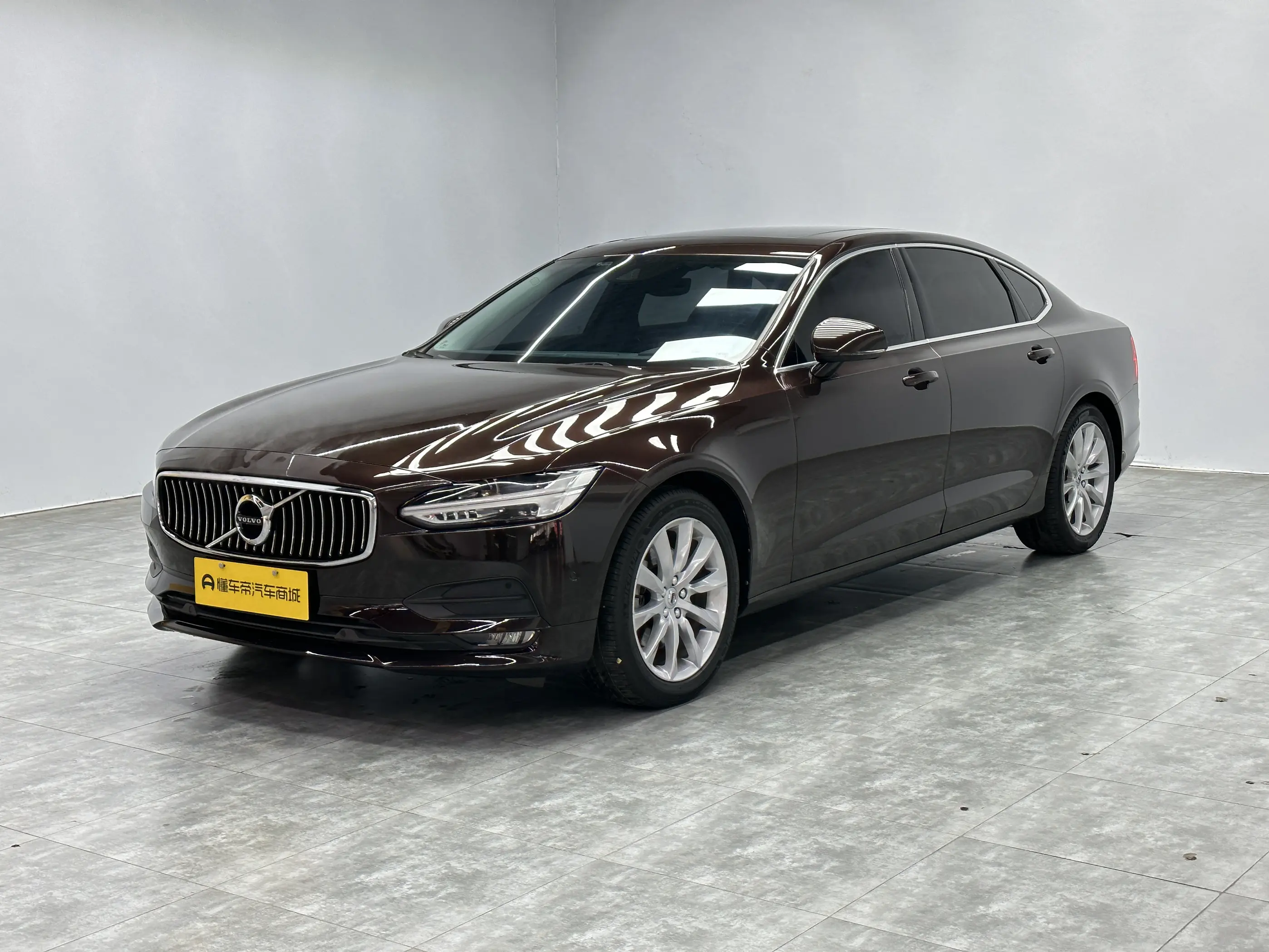 Volvo S90