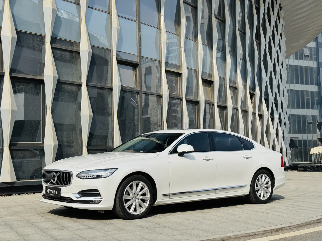 Volvo S90