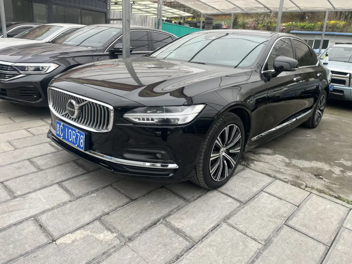 Volvo S90