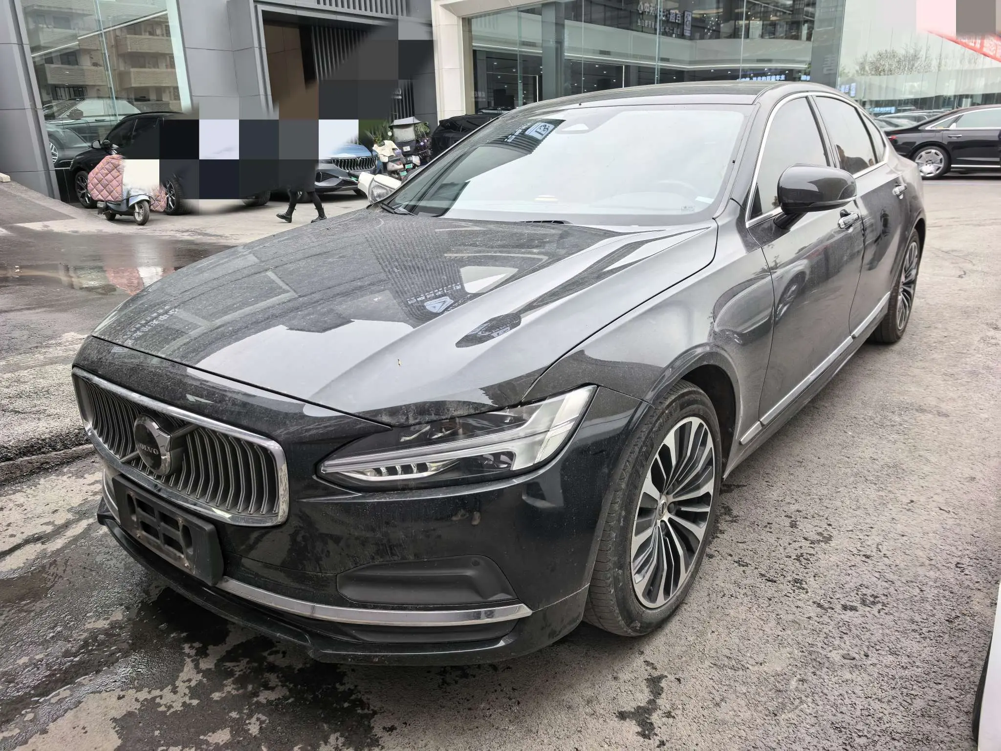 Volvo S90