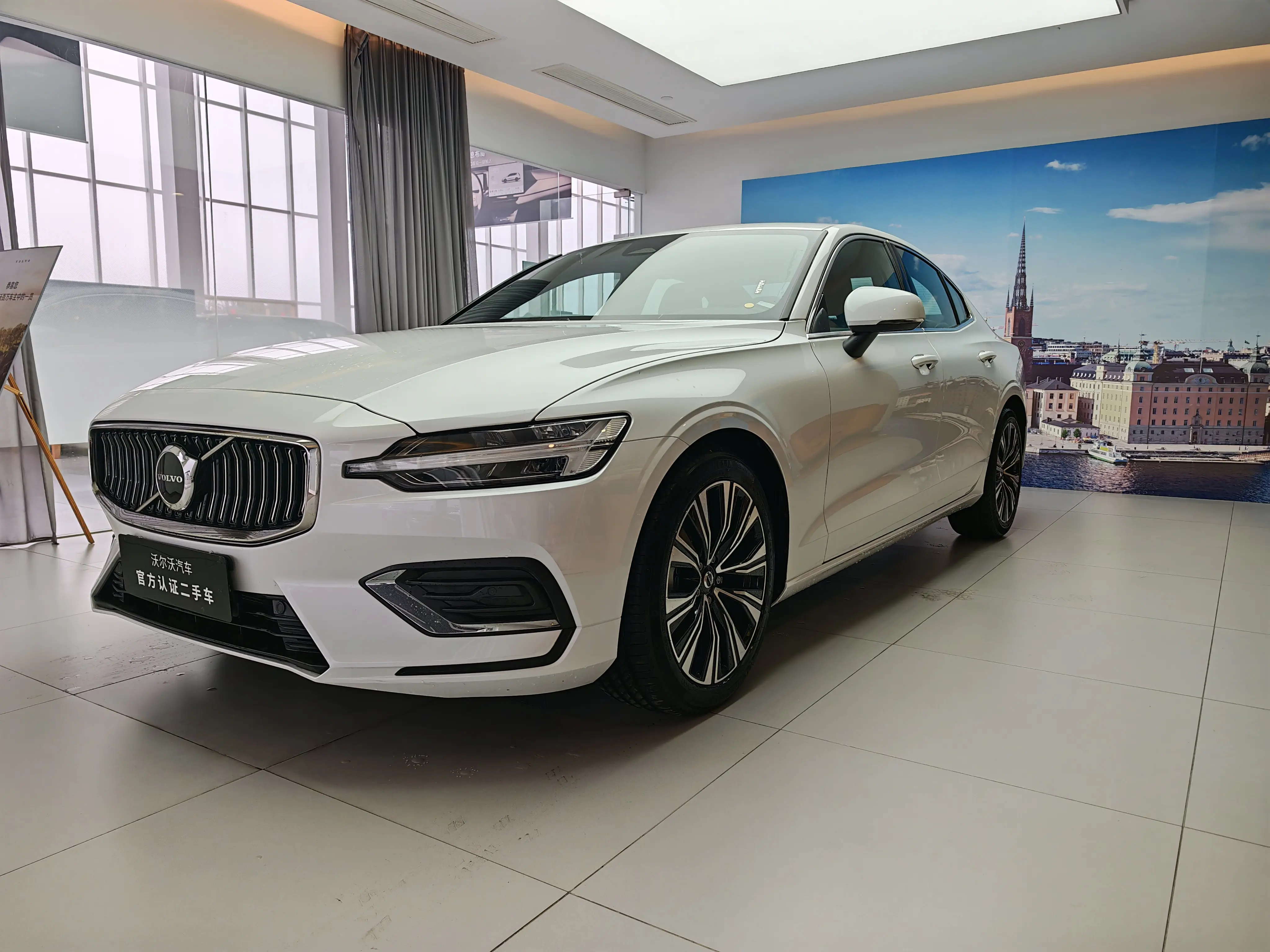 Volvo S60