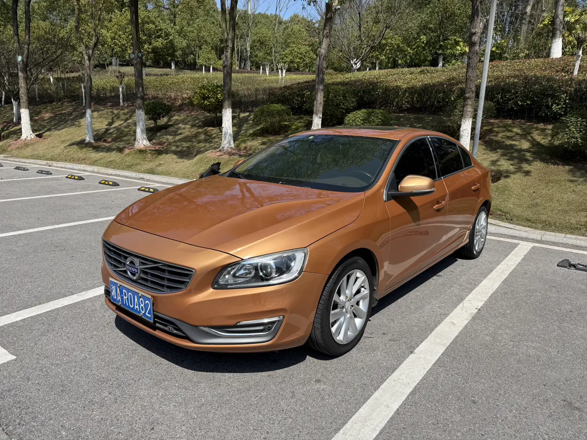Volvo S60