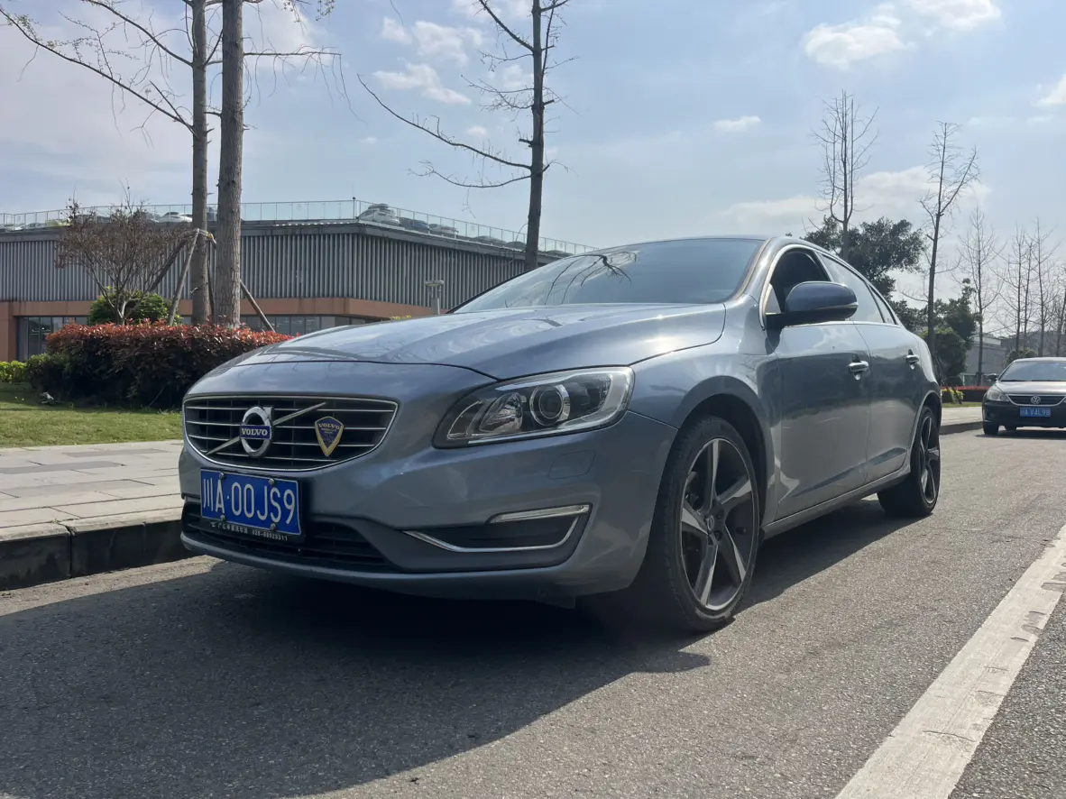 Volvo S60