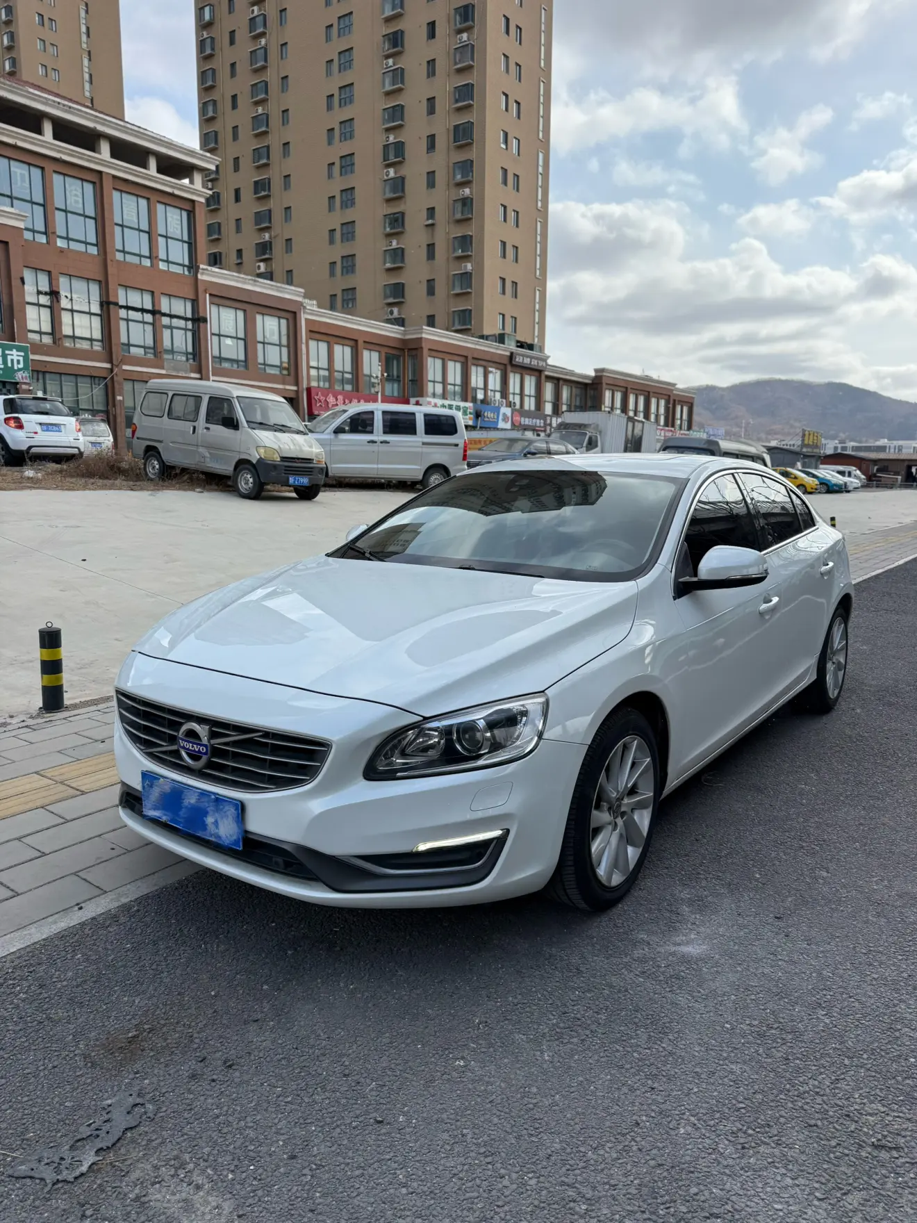 Volvo S60