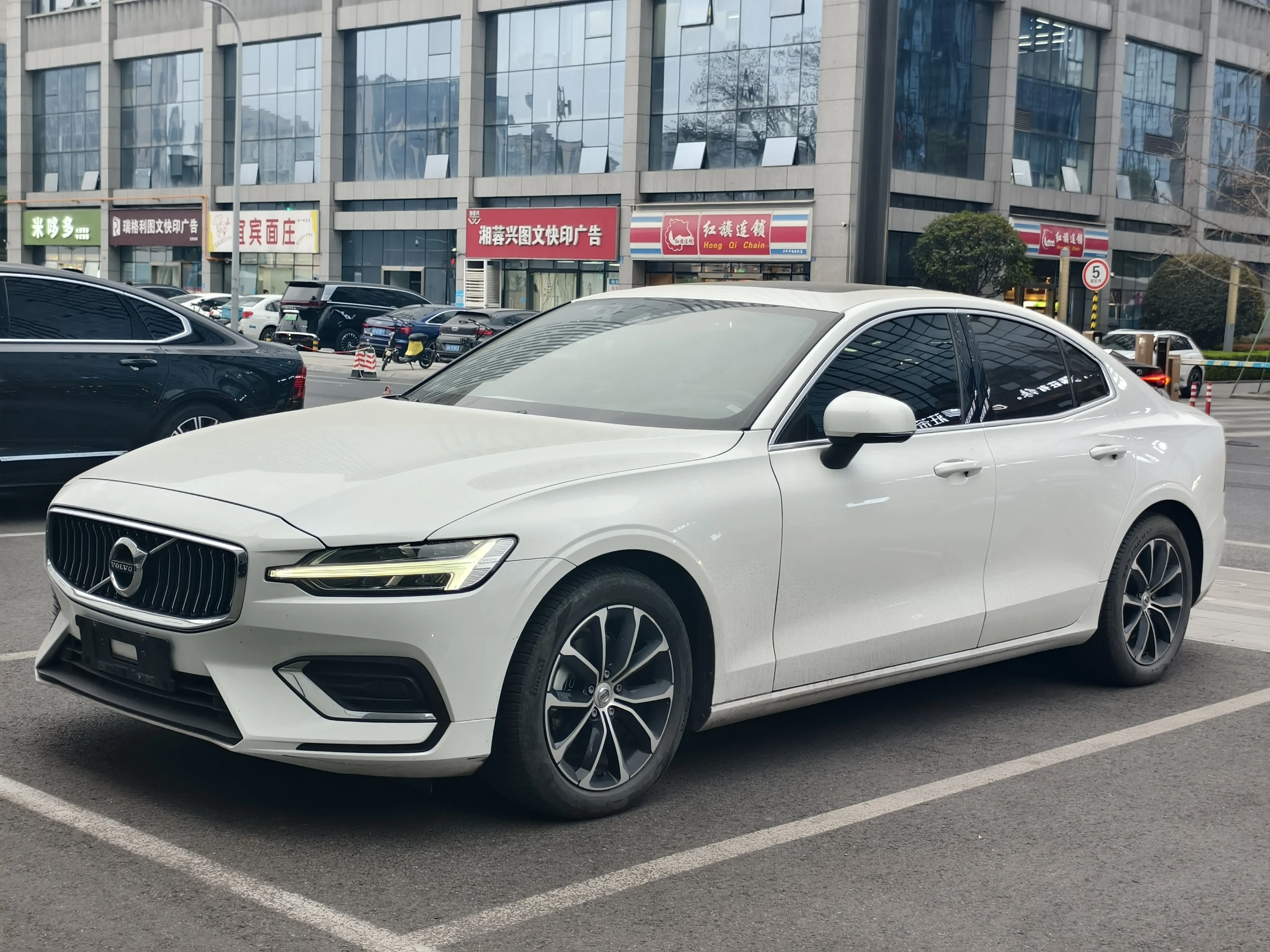 Volvo S60