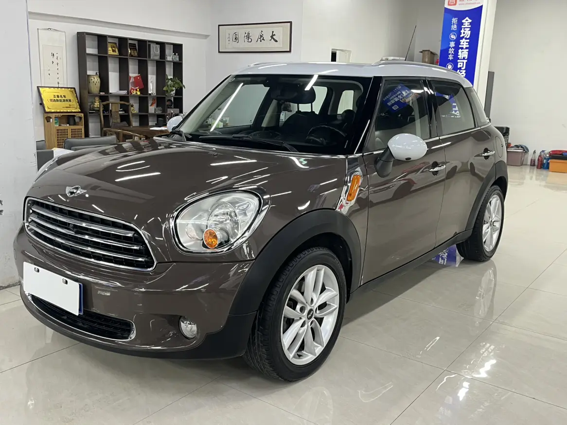MINI COUNTRYMAN
