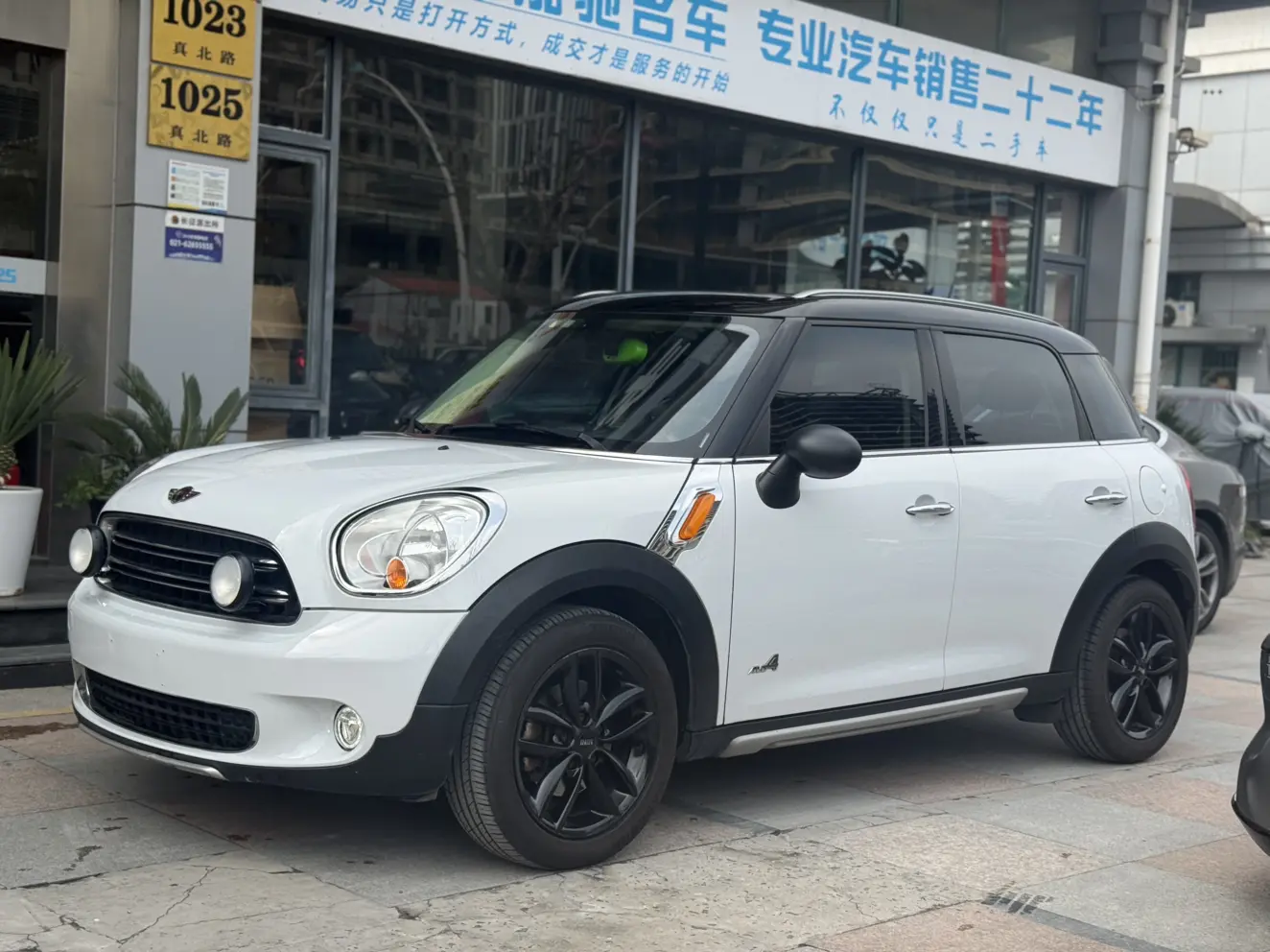 MINI COUNTRYMAN
