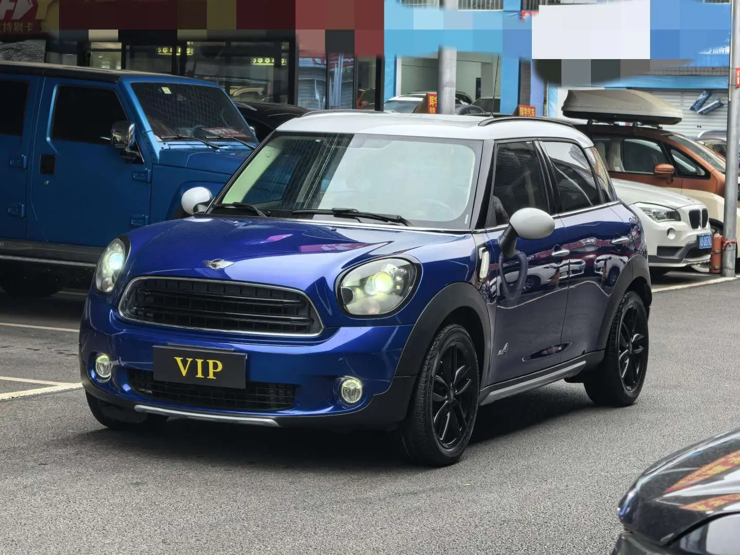 MINI COUNTRYMAN