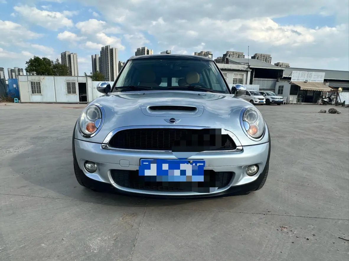 MINI CLUBMAN  из Китая