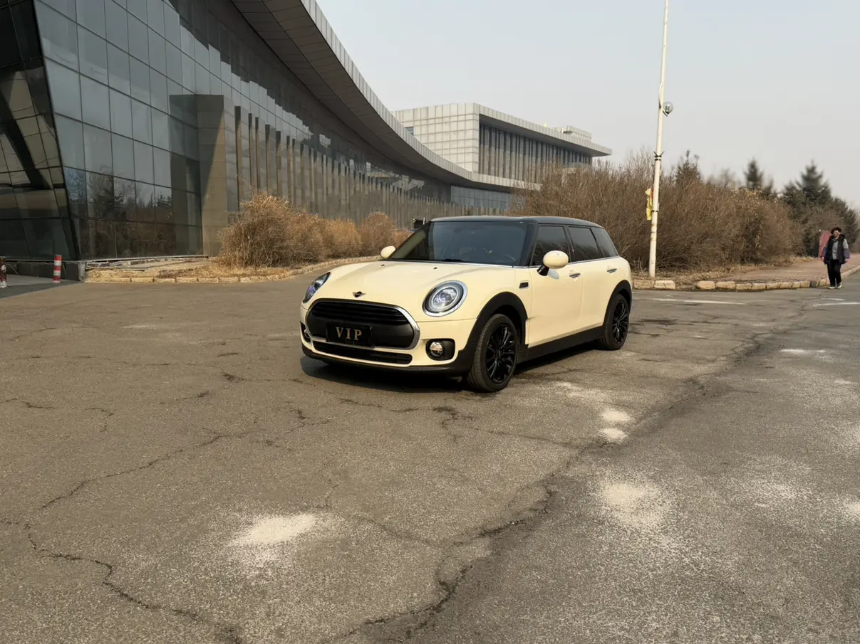 MINI CLUBMAN