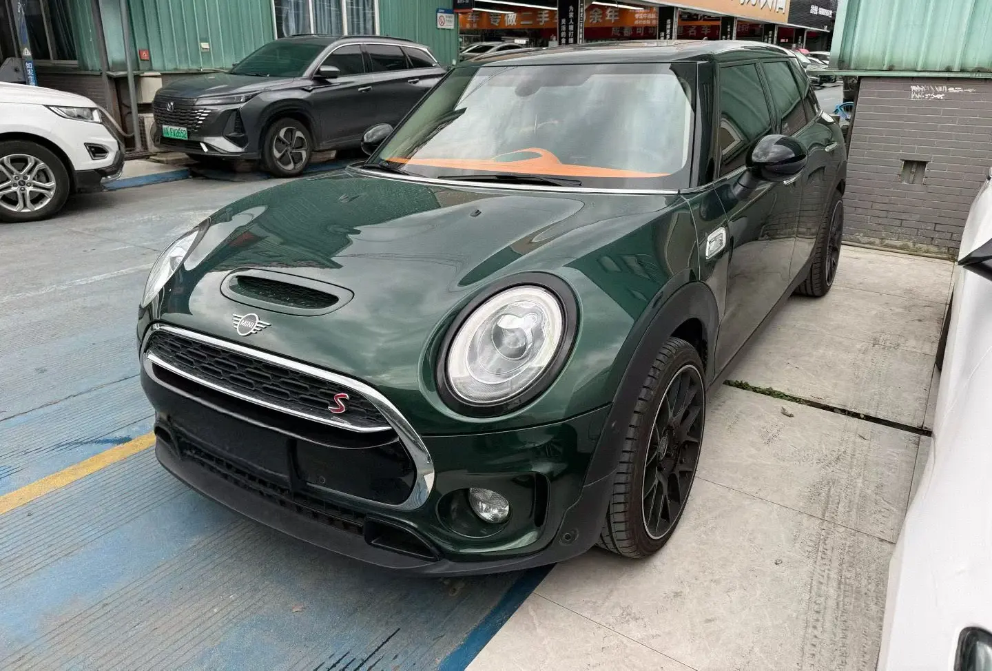 MINI CLUBMAN